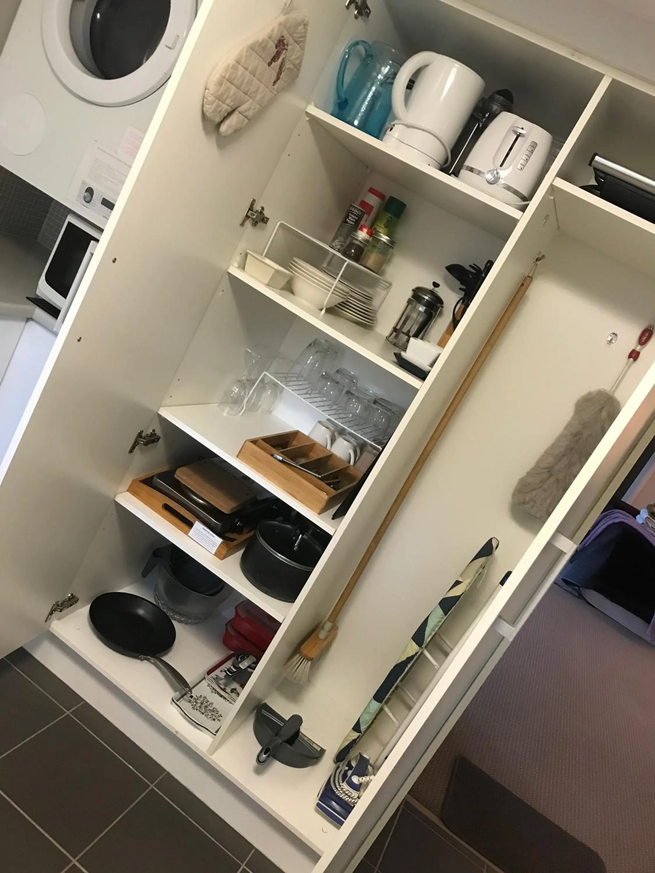Coffee/tea facilities in Jacaranda House Garden Suite
