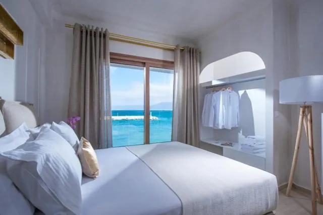 Day, Bed in Cosmopolis Crete Suites