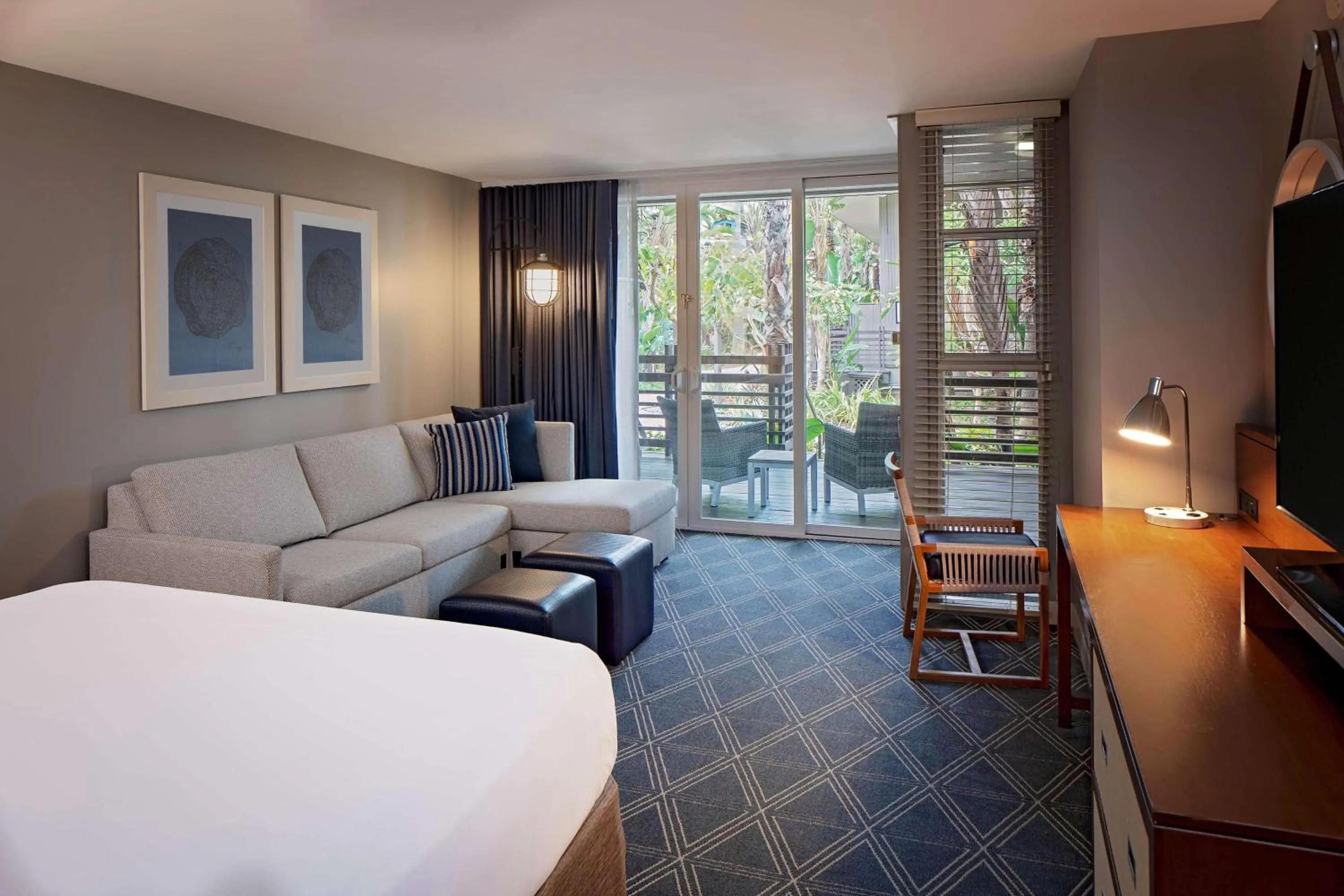 Bedroom in Hyatt Regency Mission Bay Spa and Marina