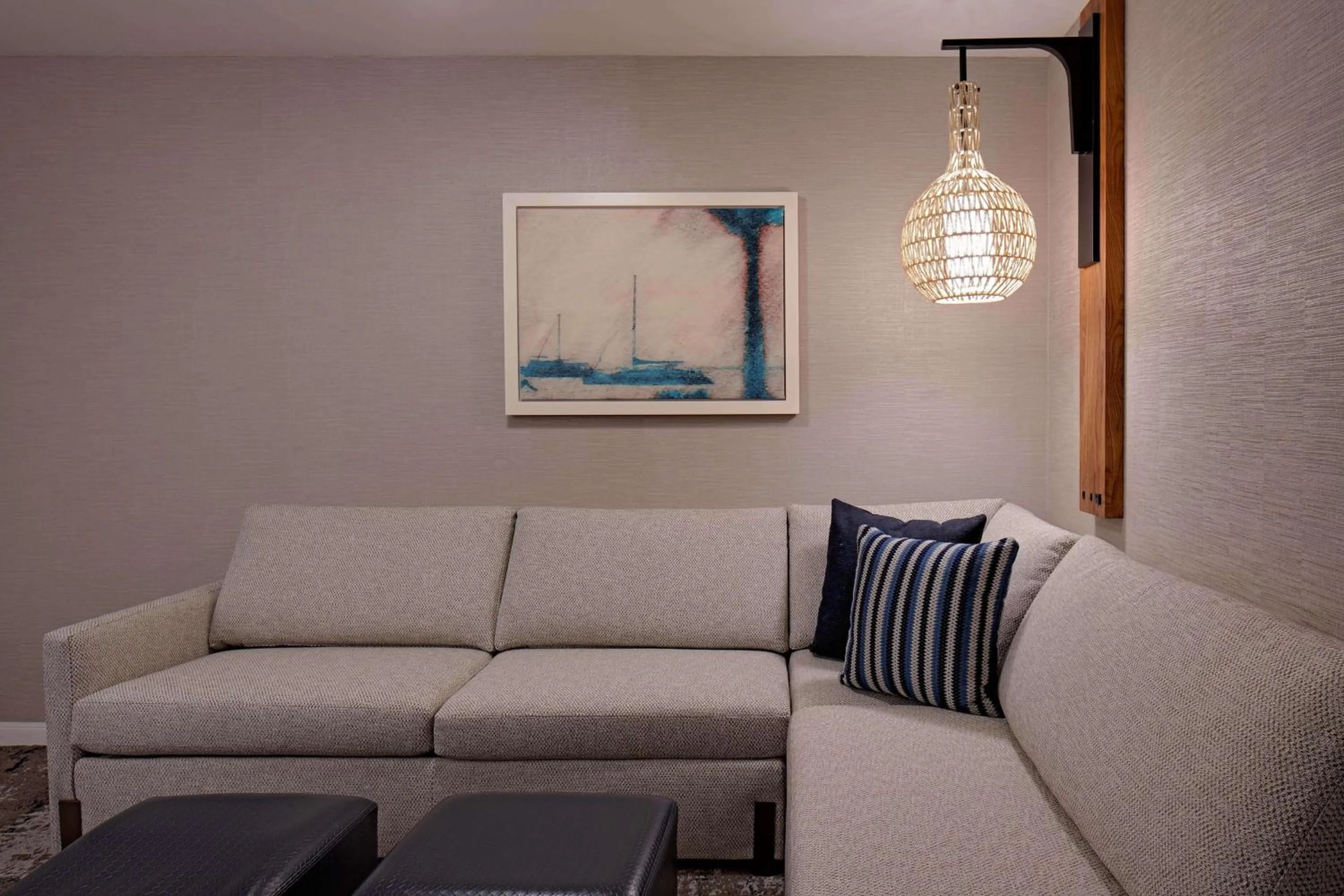 Bedroom in Hyatt Regency Mission Bay Spa and Marina