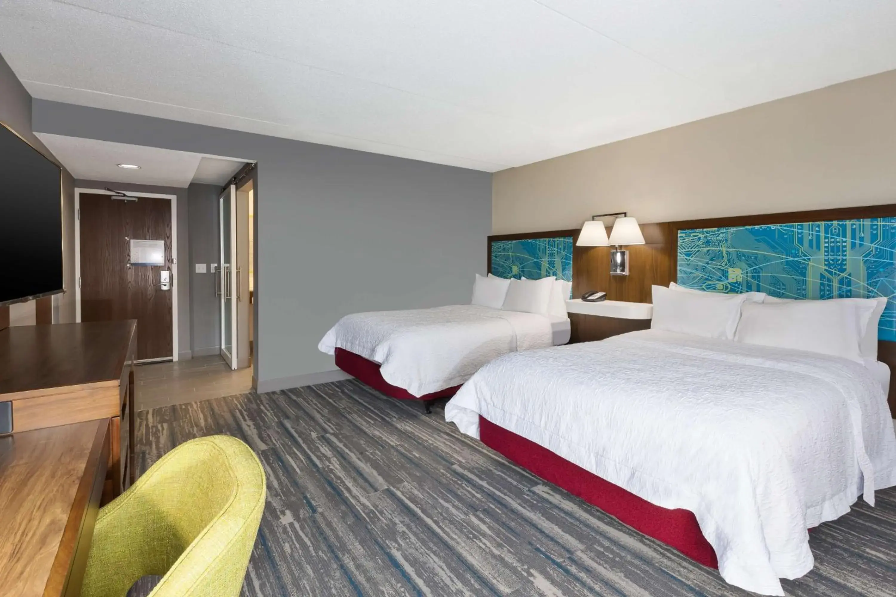Bed in Hampton Inn Traverse City Bed in Hampton Inn Traverse City