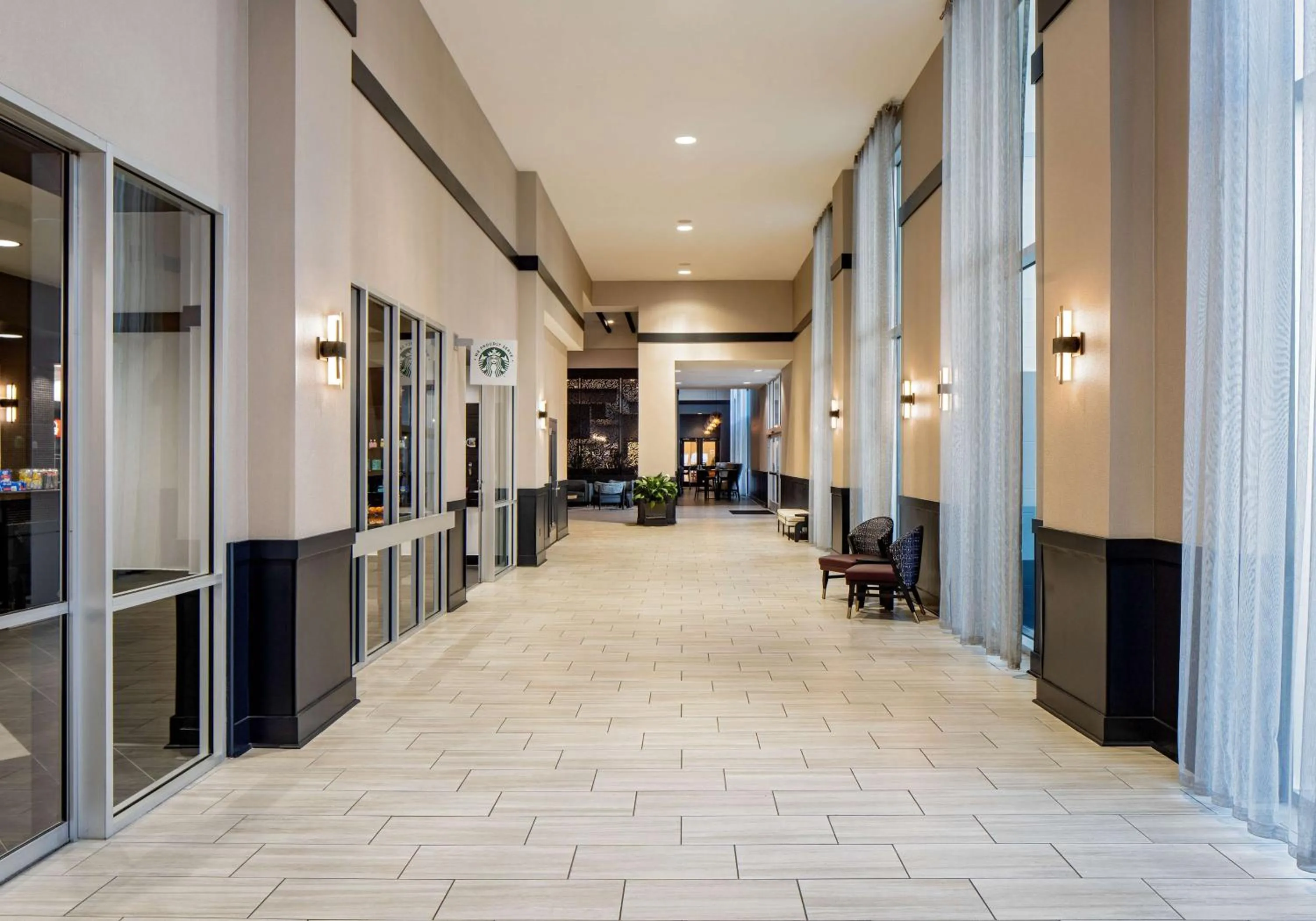 Lobby or reception in Hilton Shreveport