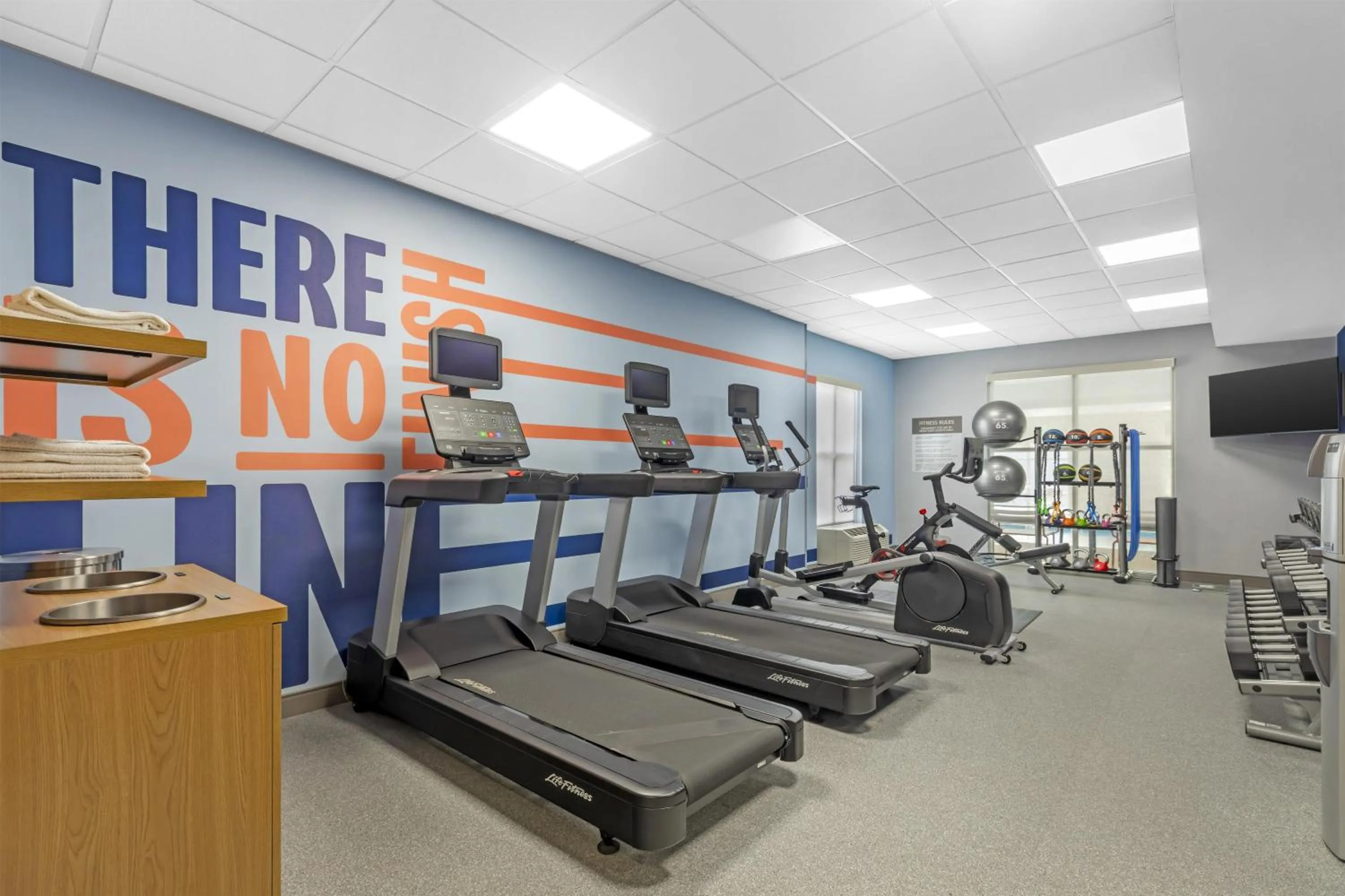 Fitness centre/facilities in Hampton Inn & Suites by Hilton Plymouth