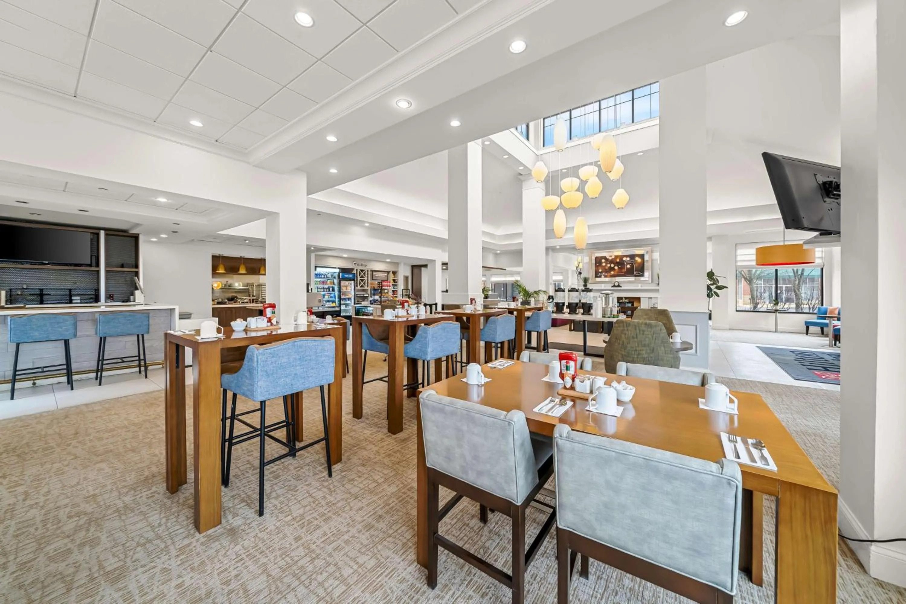 Lobby or reception in Hilton Garden Inn Plymouth