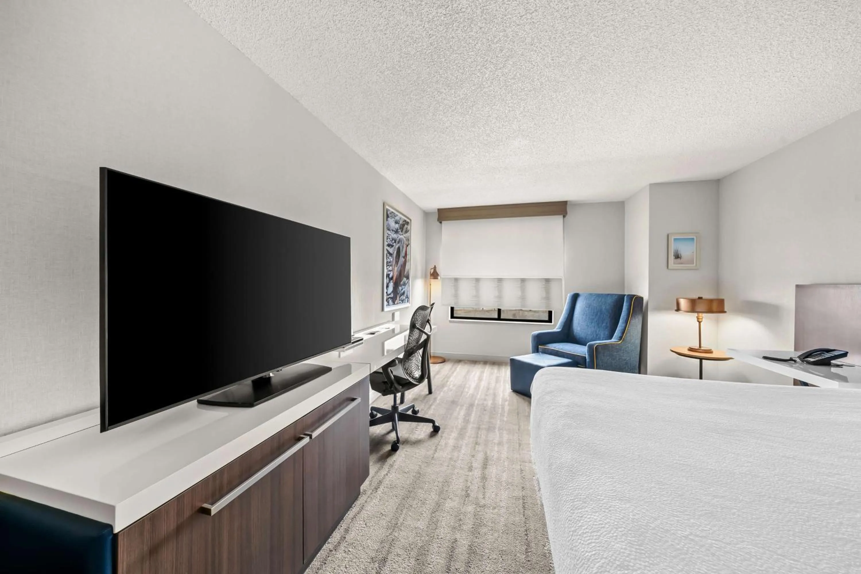 Bedroom, Bed in Hilton Garden Inn Plymouth