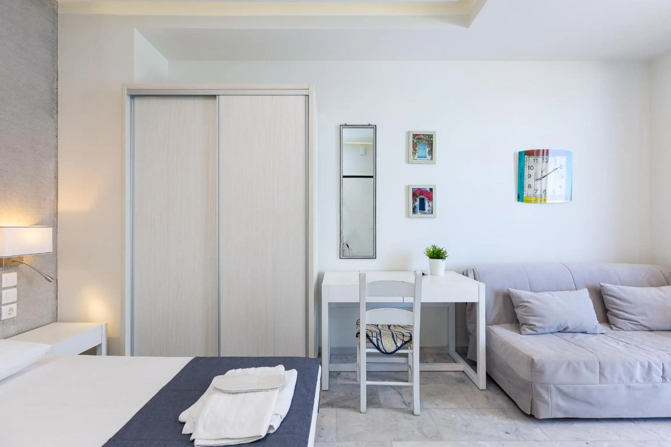 Bedroom, Bed in Meltemi Coast Suites