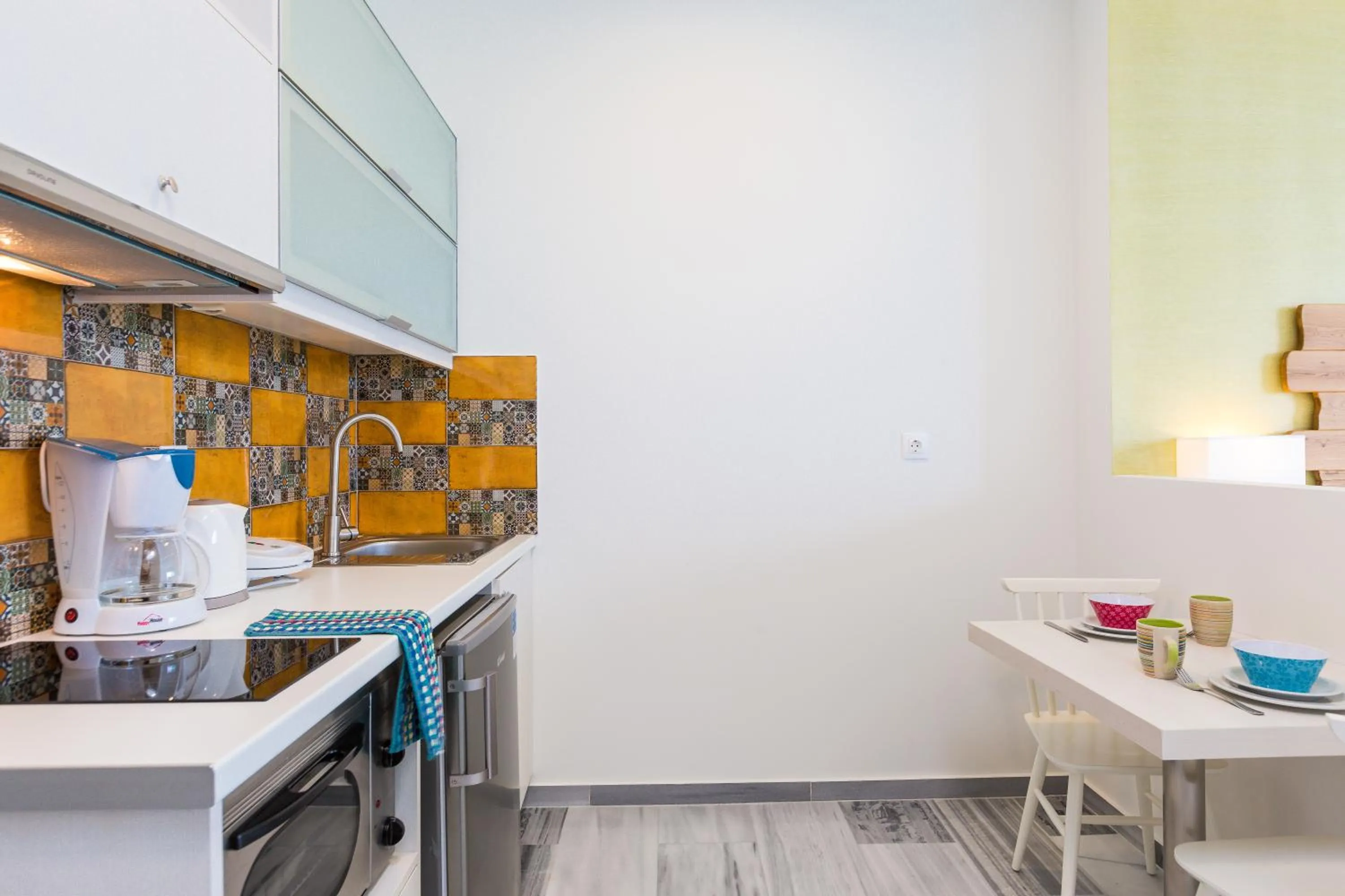 Kitchen or kitchenette in Meltemi Coast Suites