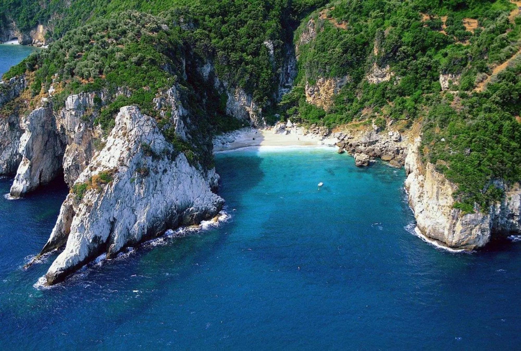 Beach in Archontiko Michael Pelion