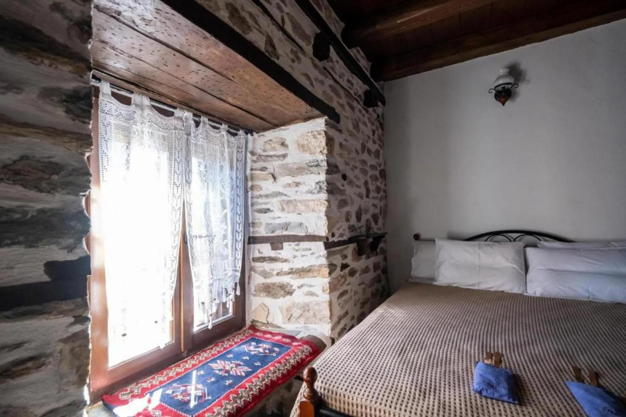 Bed in Archontiko Michael Pelion