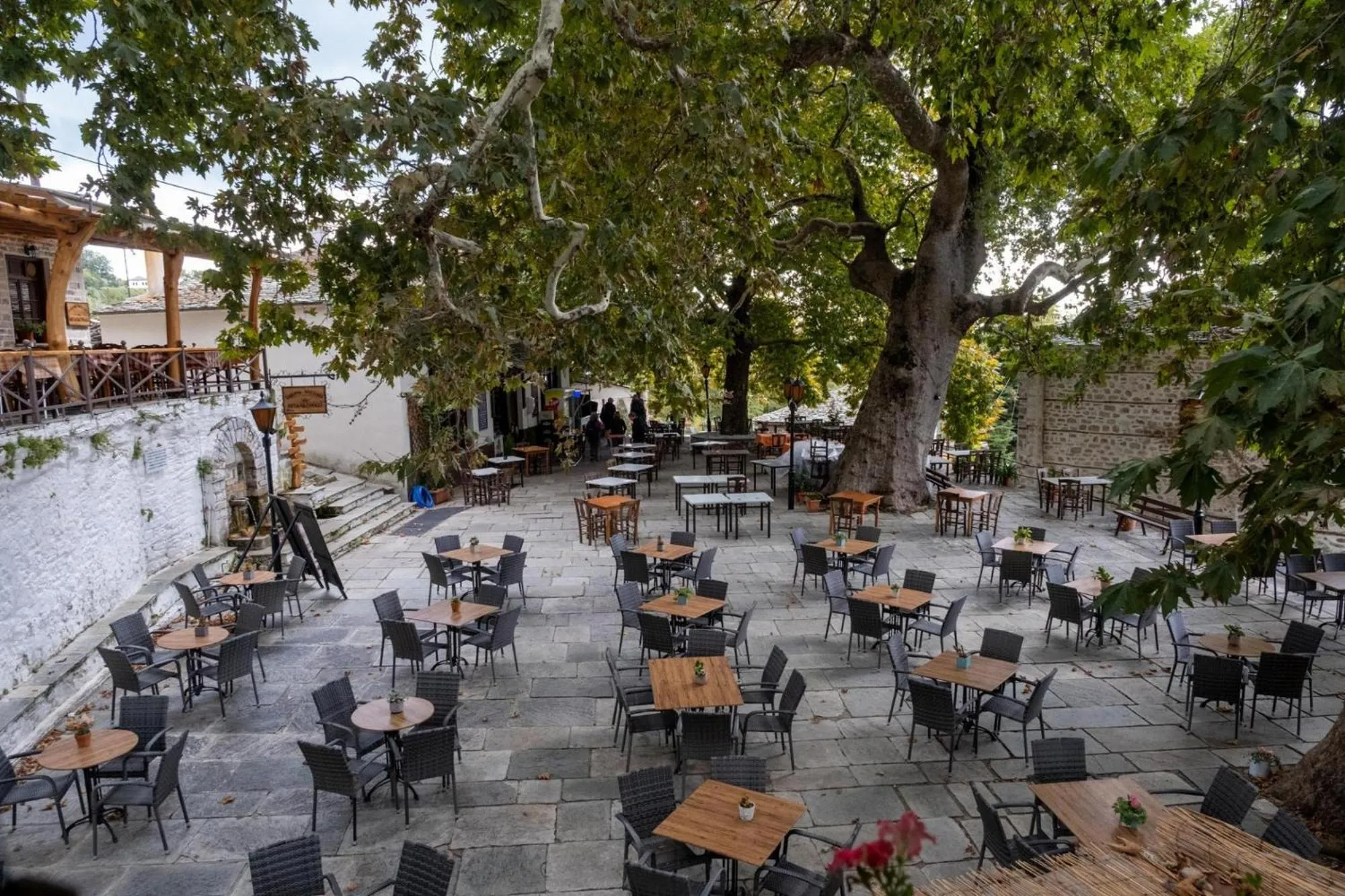 Restaurant/places to eat in Archontiko Michael Pelion