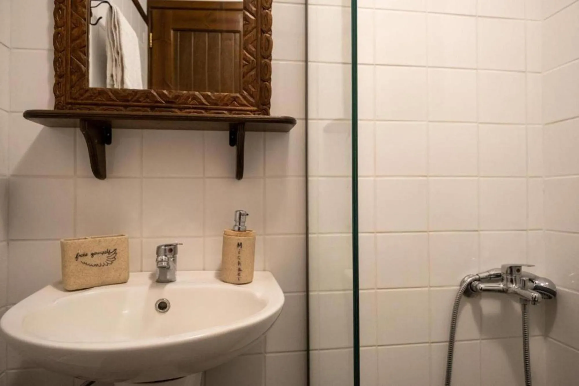 Bathroom in Archontiko Michael Pelion