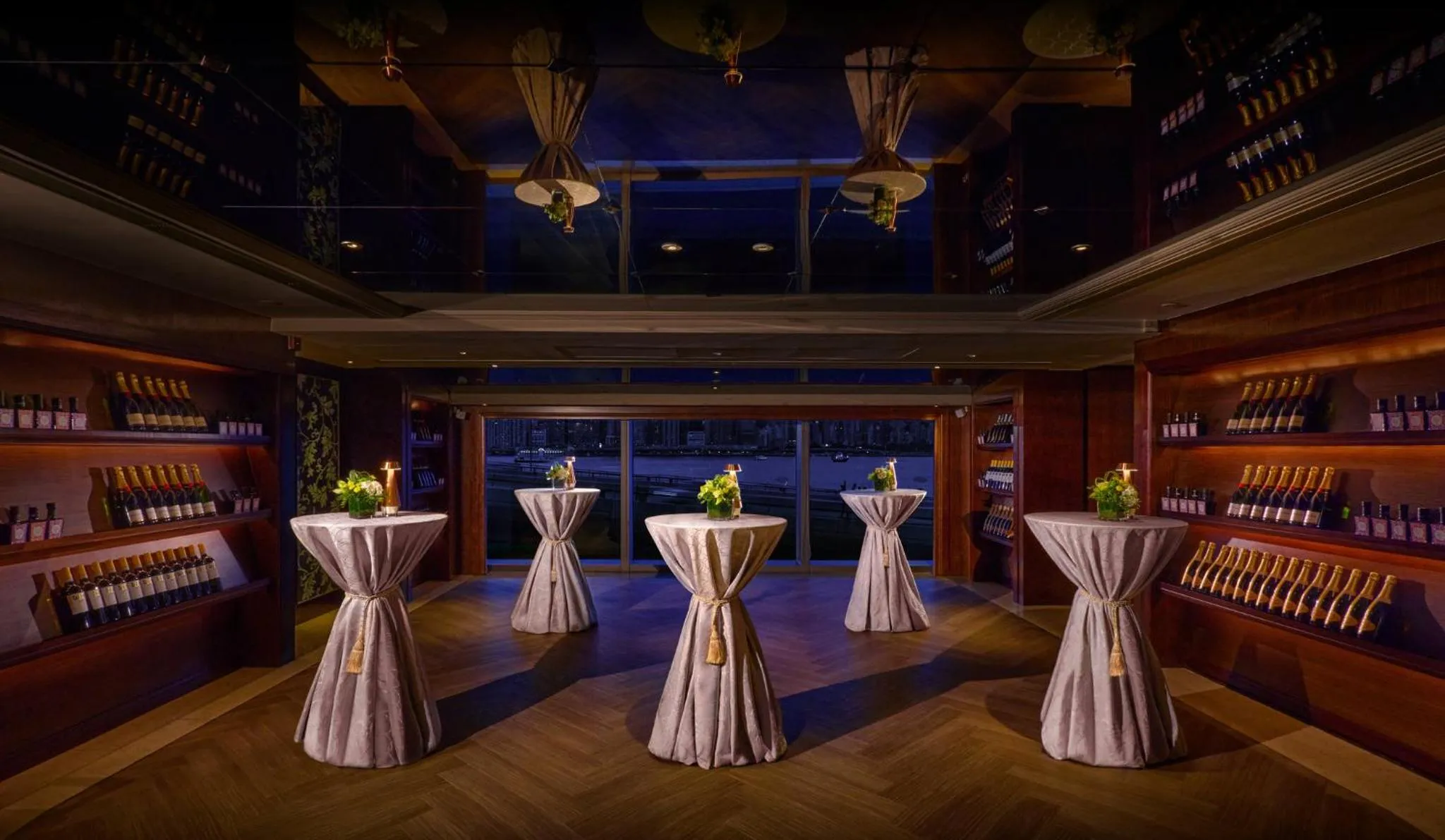 Restaurant/places to eat in InterContinental Grand Stanford Hong Kong by IHG