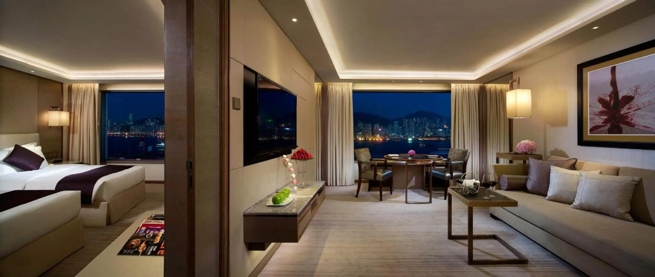 Photo of the whole room in InterContinental Grand Stanford Hong Kong by IHG