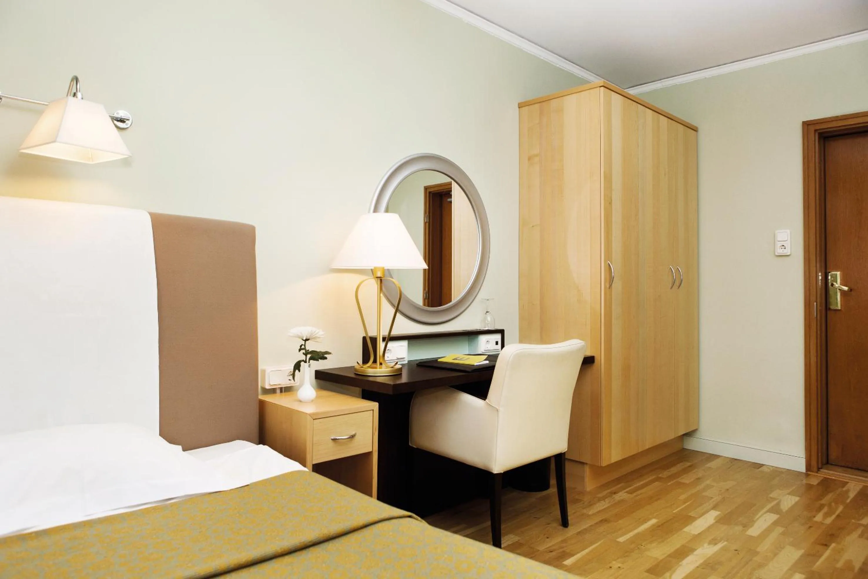 Photo of the whole room, Bed in Elite Stora Hotellet