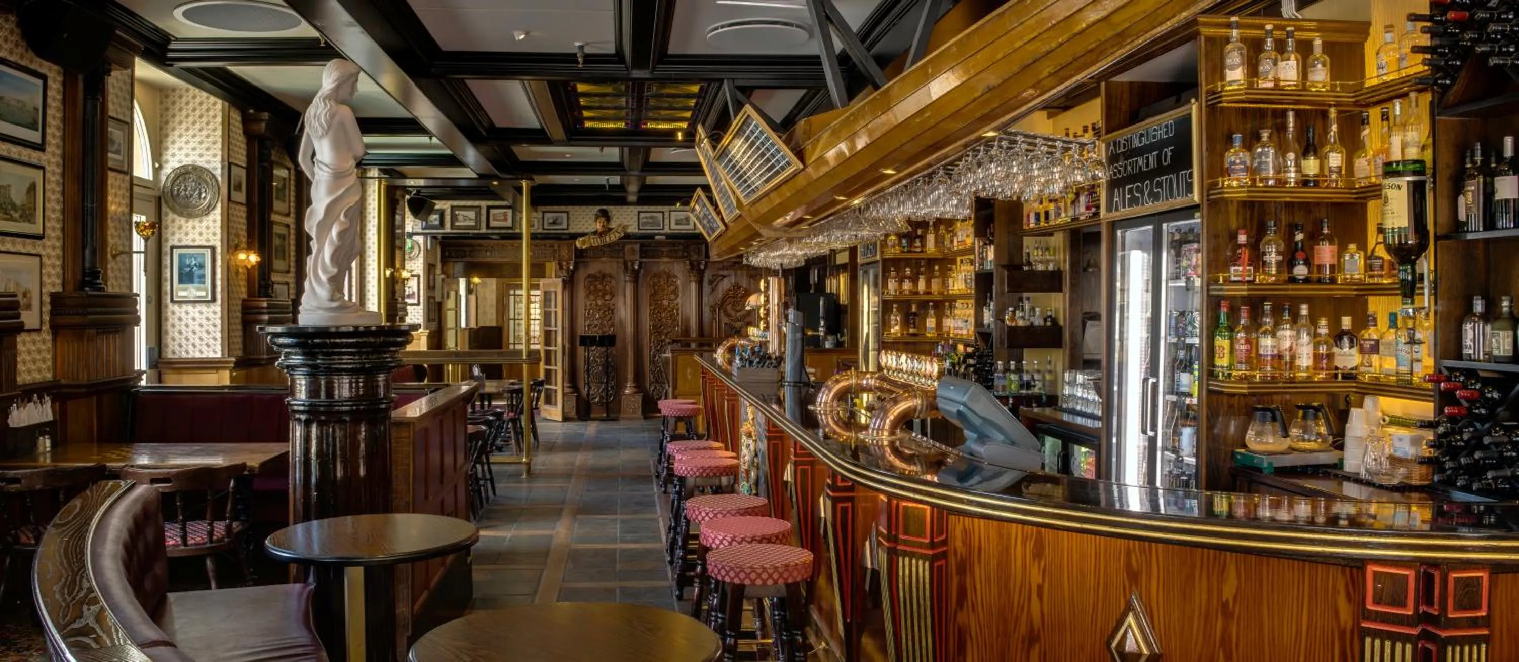 Restaurant/places to eat in Elite Stora Hotellet