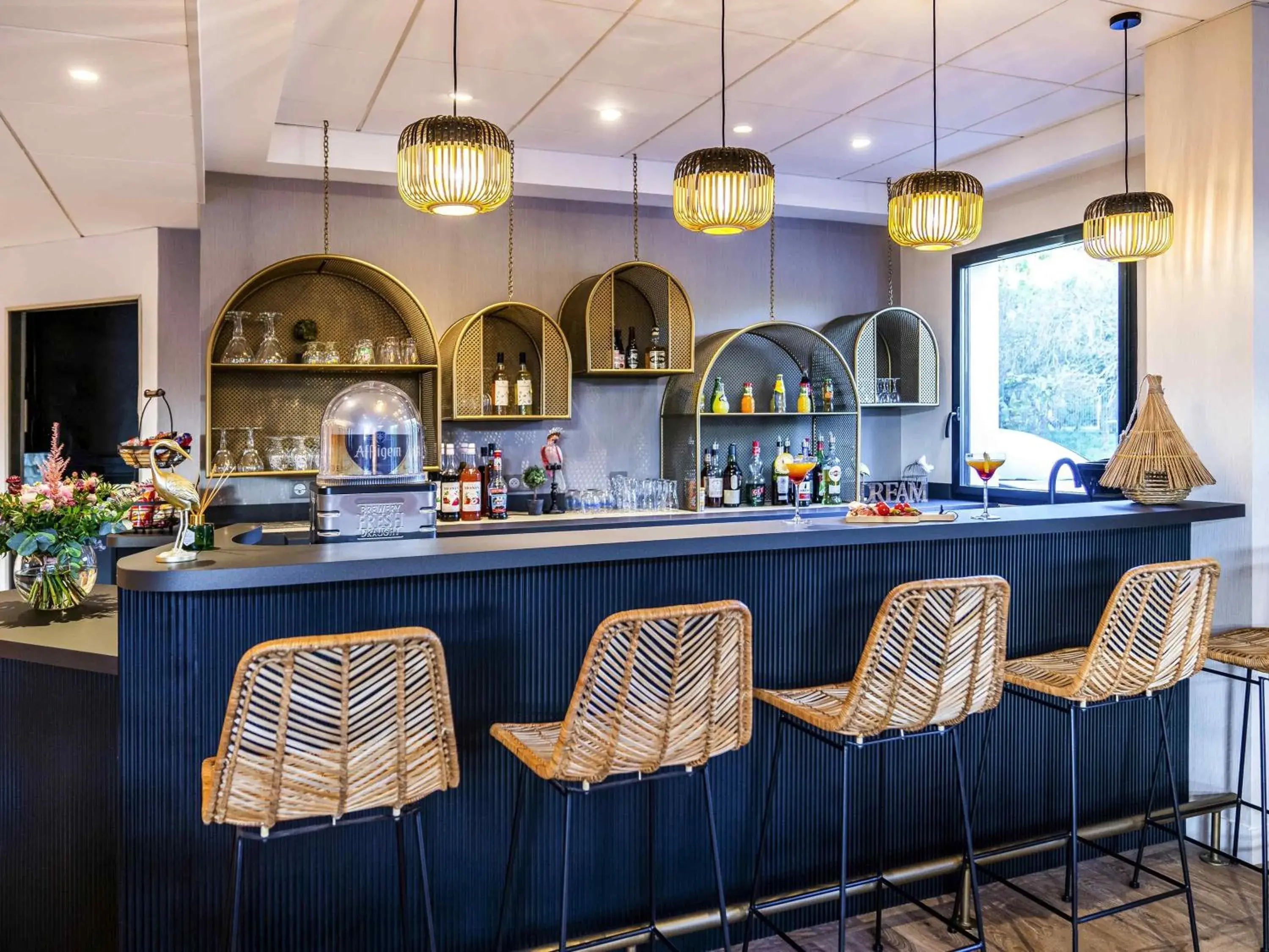 Lounge or bar in ibis Styles Rennes Cesson Lounge or bar in ibis Styles Rennes Cesson