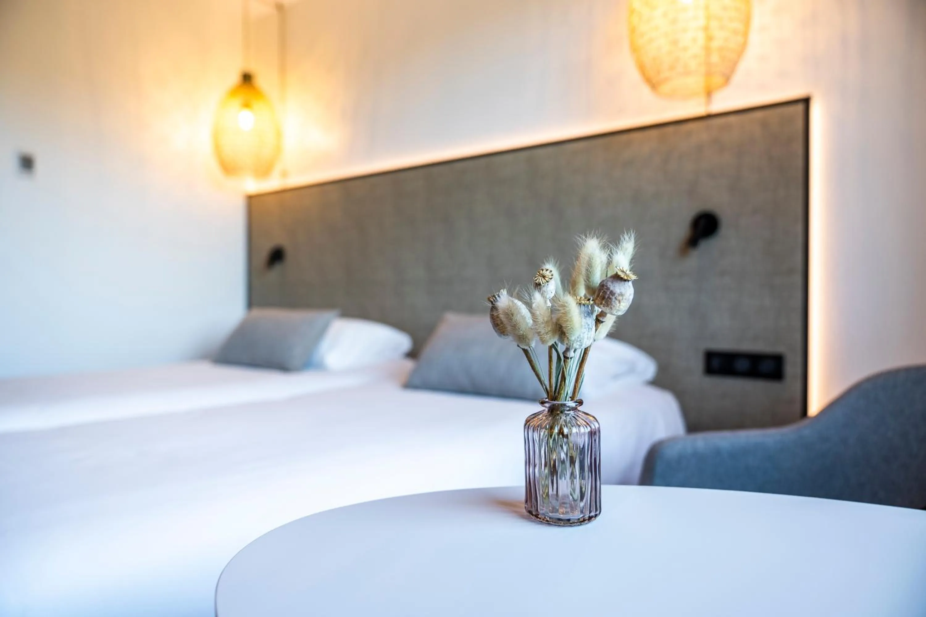 Bedroom, Bed in ibis Styles Rennes Cesson