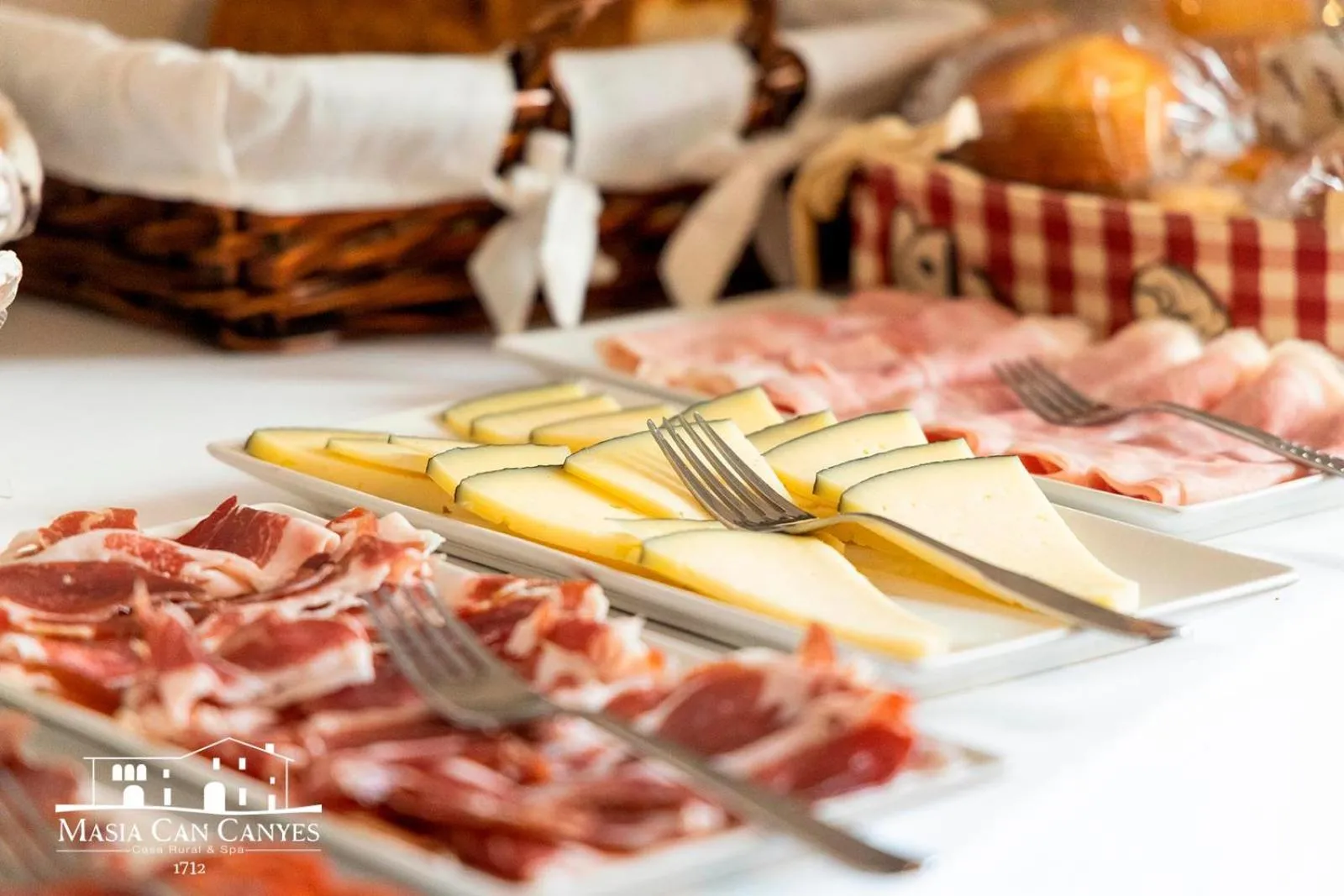 Breakfast in Masia Can Canyes & Spa