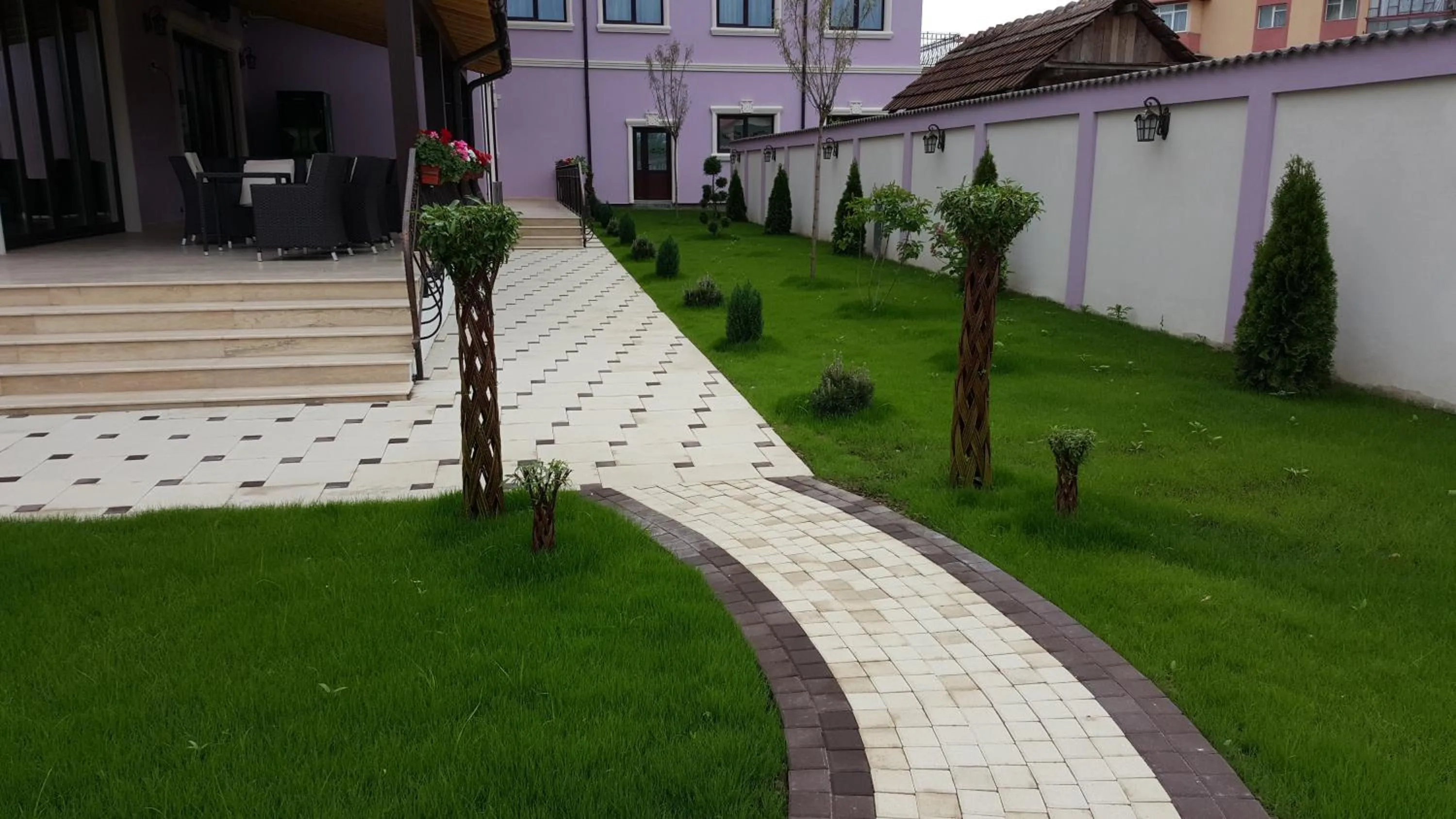 Property building in Marigab