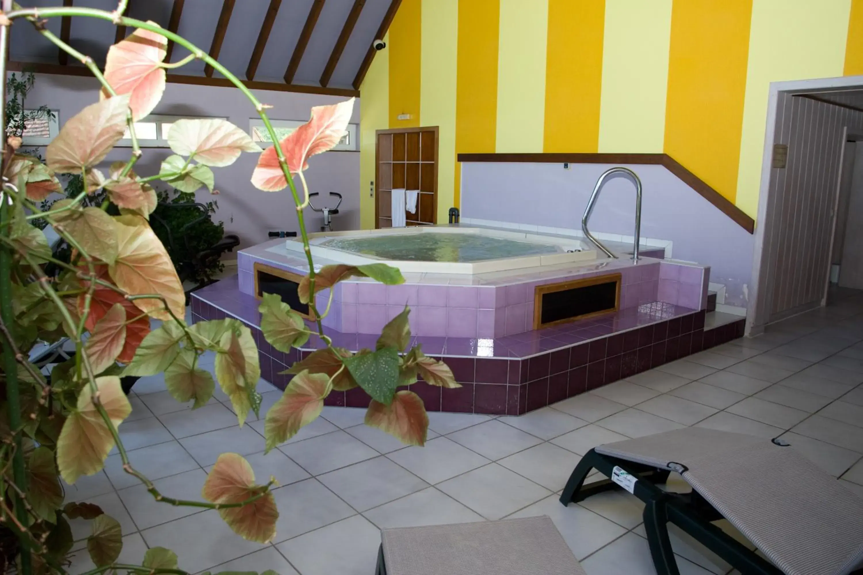 Spa and wellness centre/facilities in Logis Hôtel-Restaurant Auberge d'Imsthal Spa and wellness centre/facilities in Logis Hôtel-Restaurant Auberge d'Imsthal