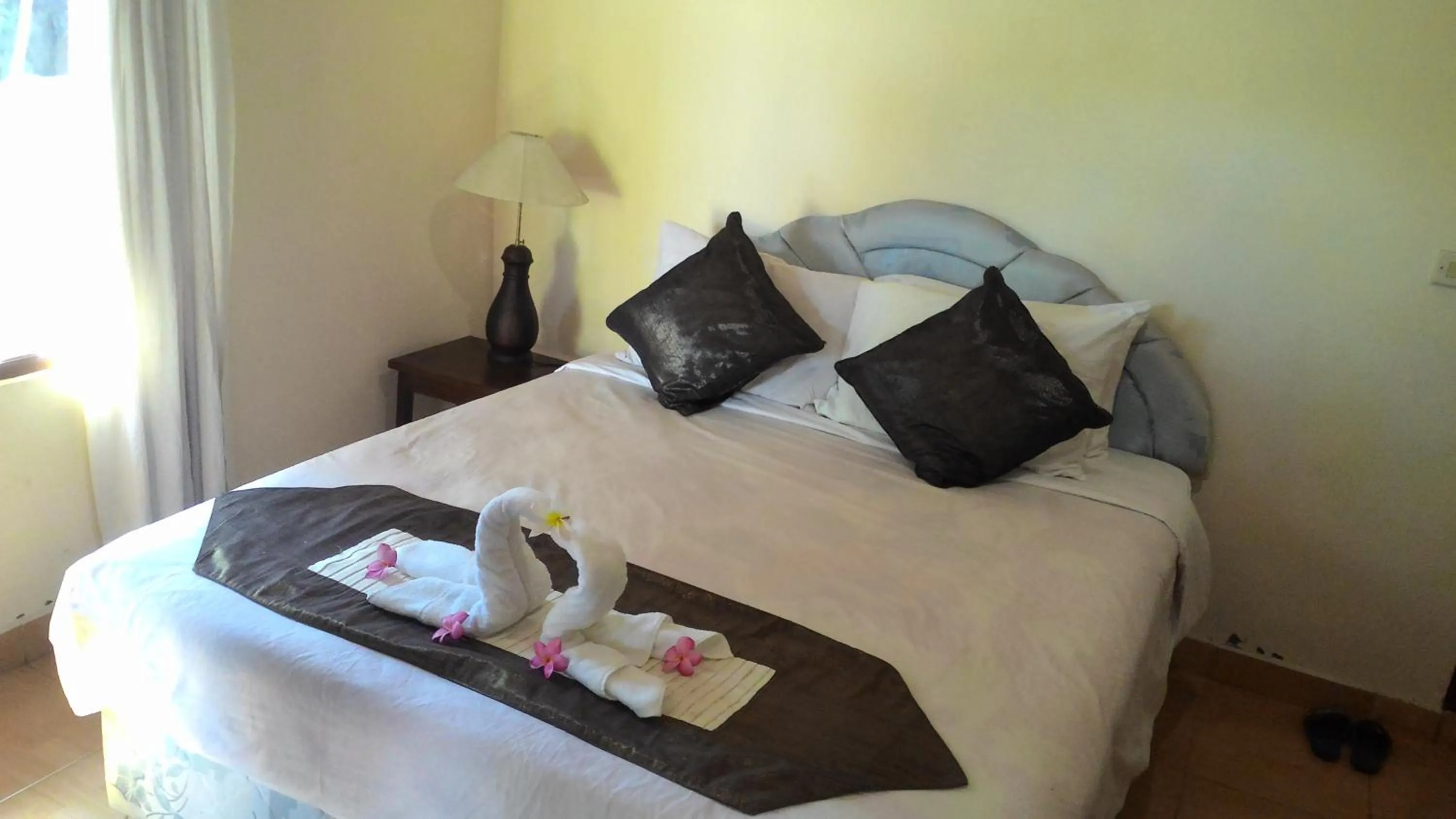 Photo of the whole room, Bed in Muka House