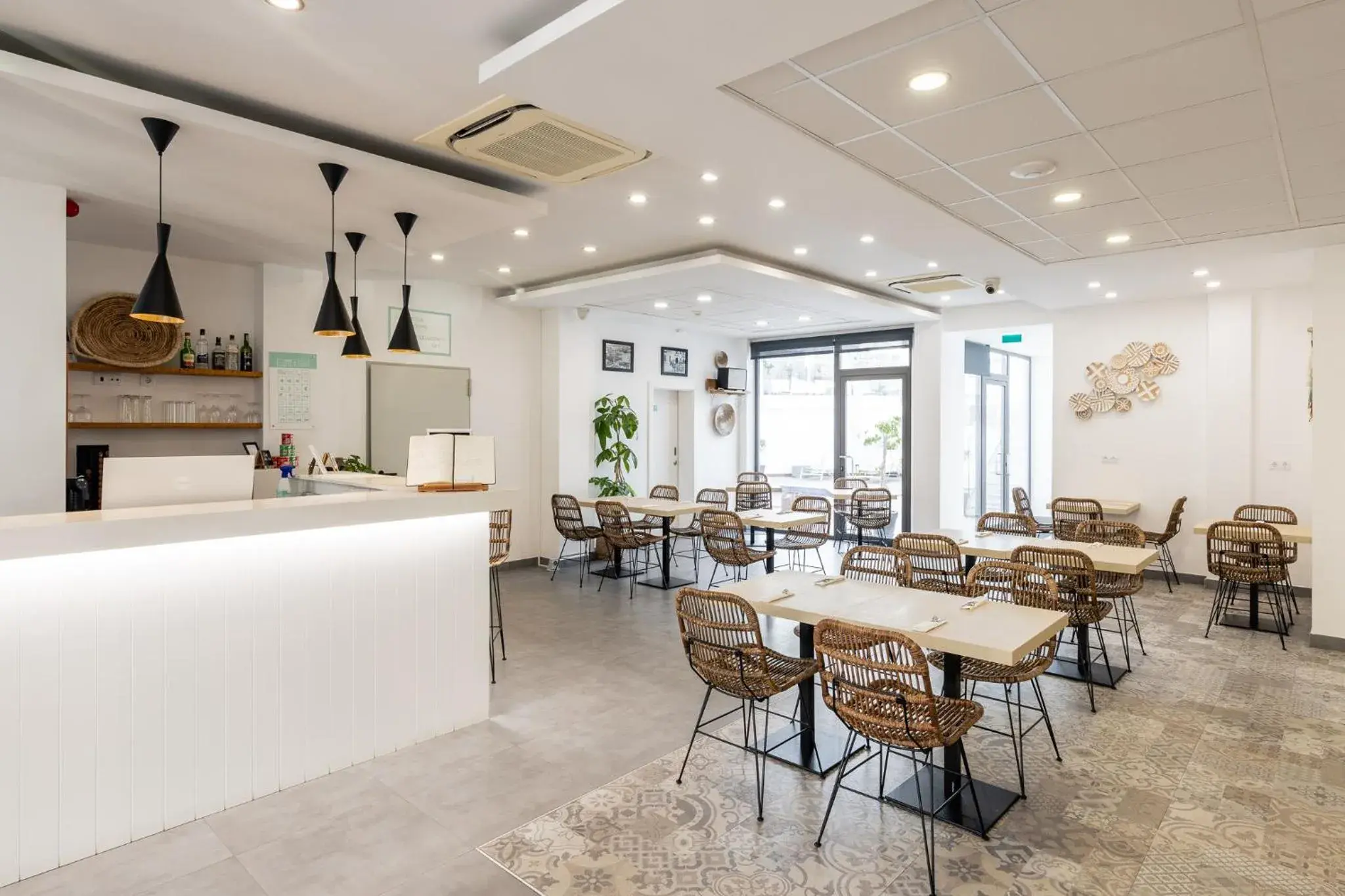 Facade/entrance in Hotel Cidade de Olhão Facade/entrance in Hotel Cidade de Olhão