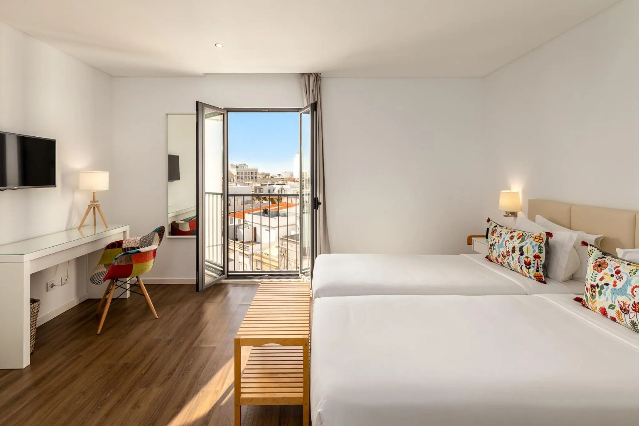 View (from property/room), Bed in Hotel Cidade de Olhão