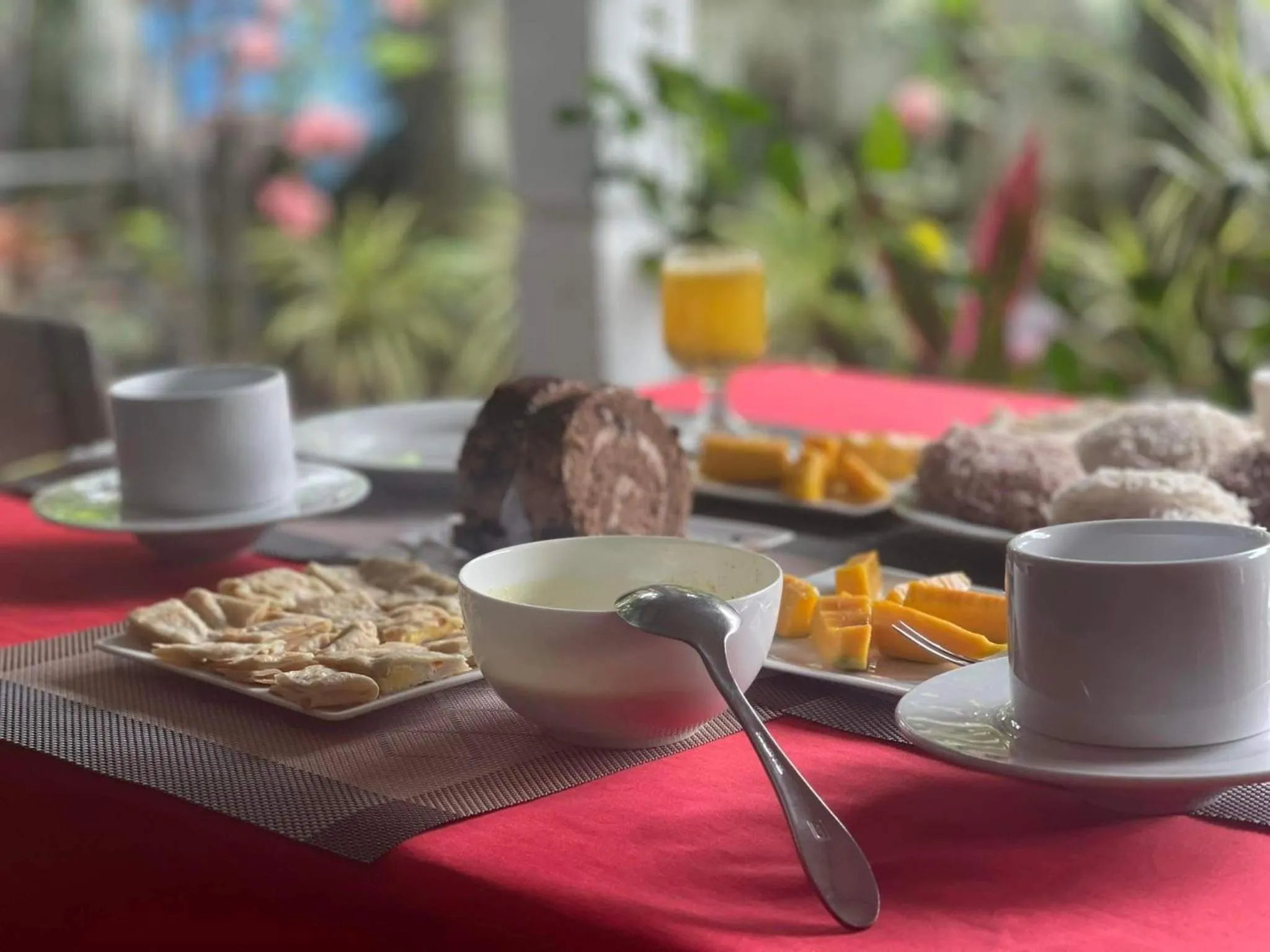 Food and drinks in Goalma Family Holiday Resort & Restaurant