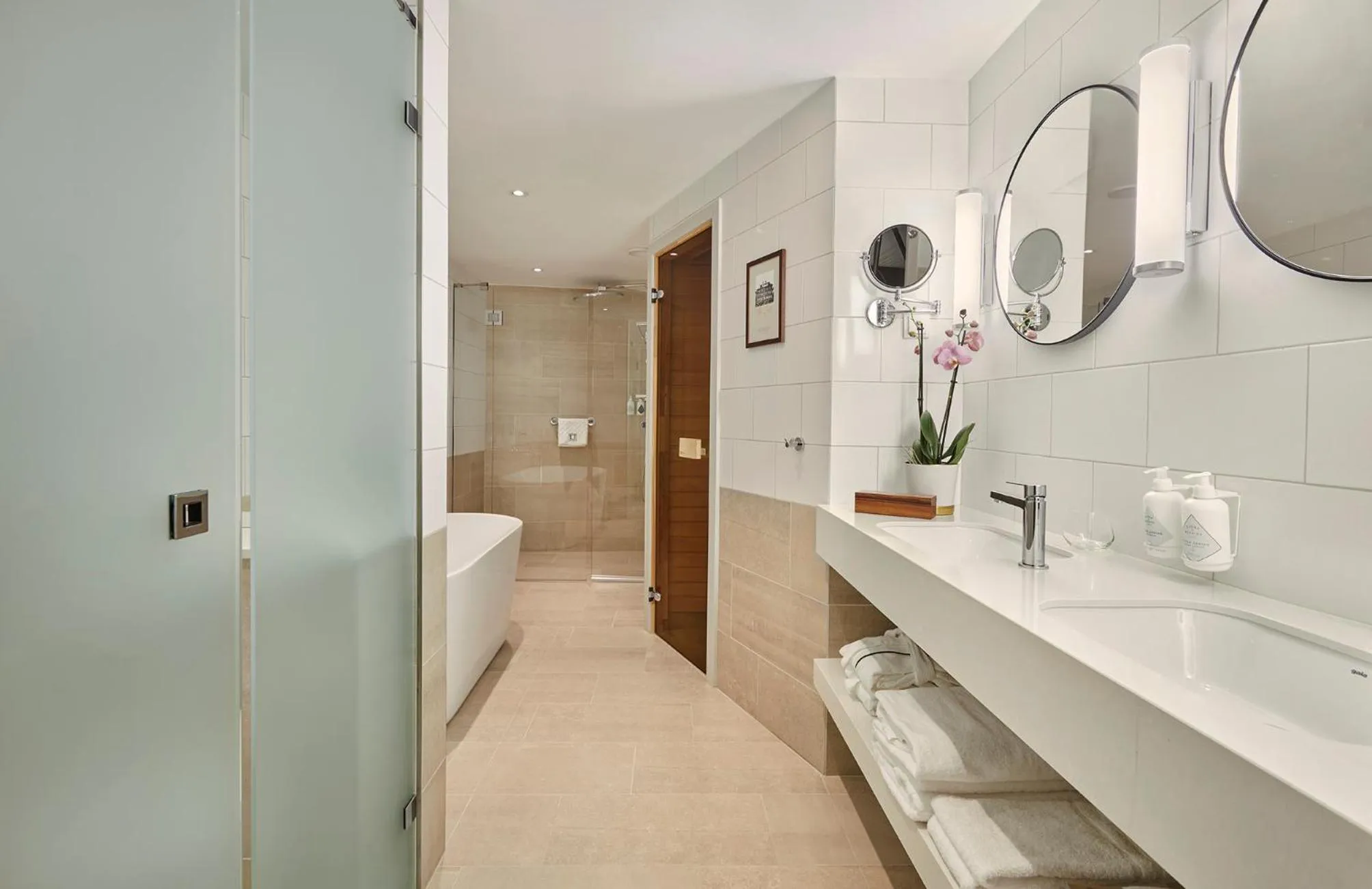 Sauna in Hôtel Reisen in The Unbound Collection by Hyatt