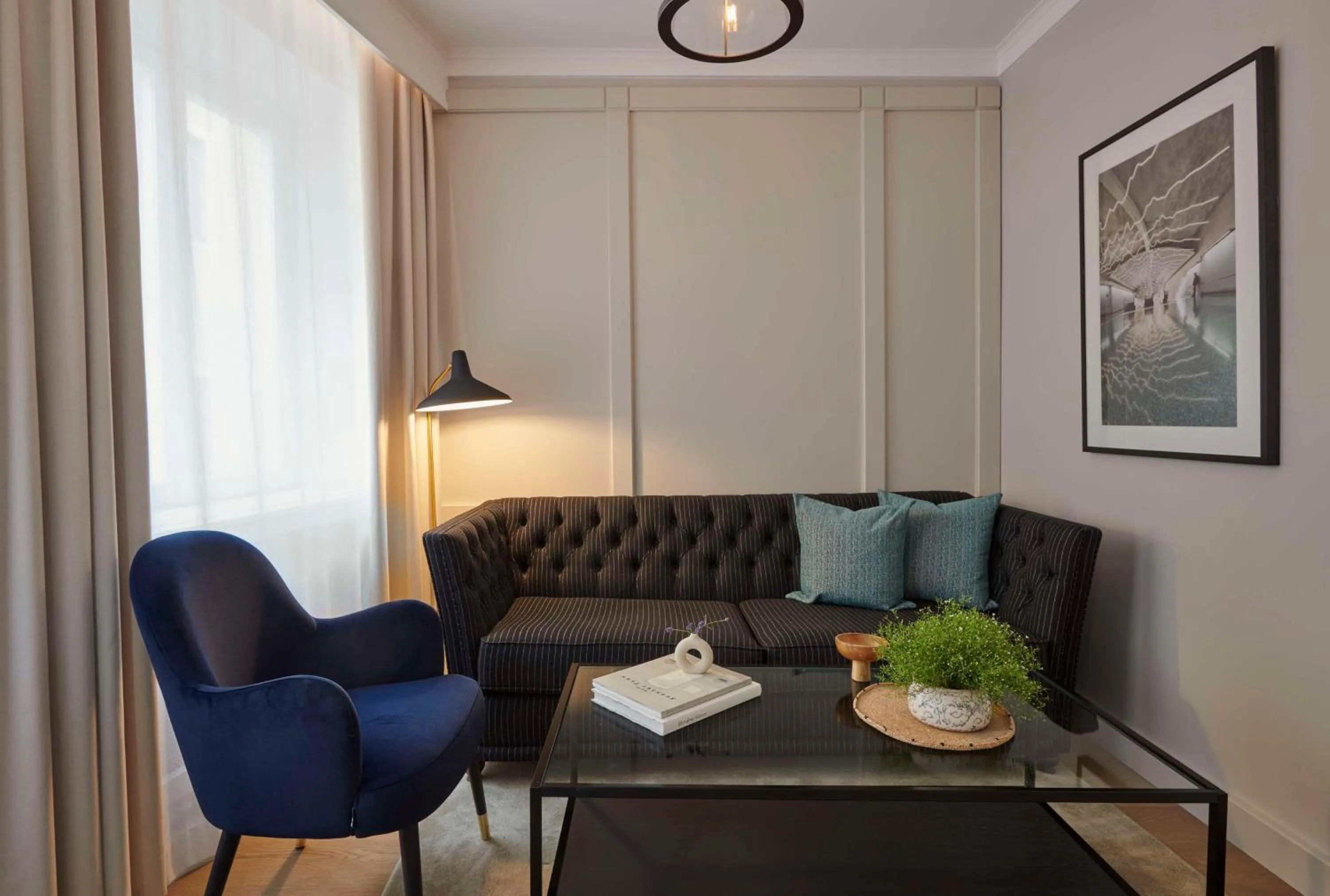 Photo of the whole room in Hôtel Reisen in The Unbound Collection by Hyatt