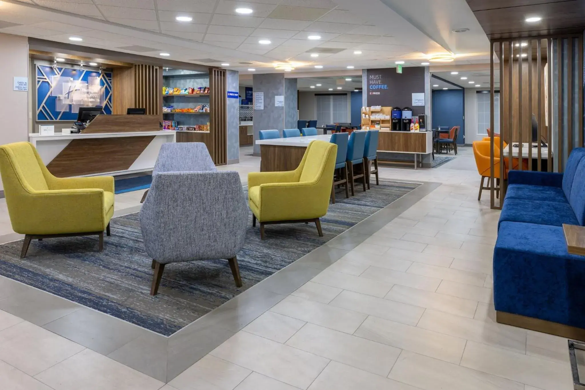 Property building in Holiday Inn Express Hotel & Suites Center Township by IHG Property building in Holiday Inn Express Hotel & Suites Center Township by IHG