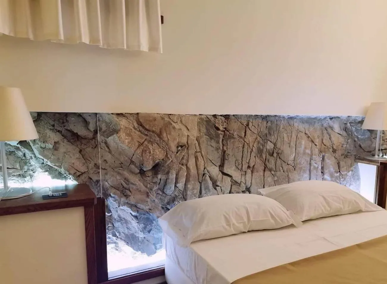 Bedroom, Bed in Il Borgo Ospitale - Albergo Diffuso