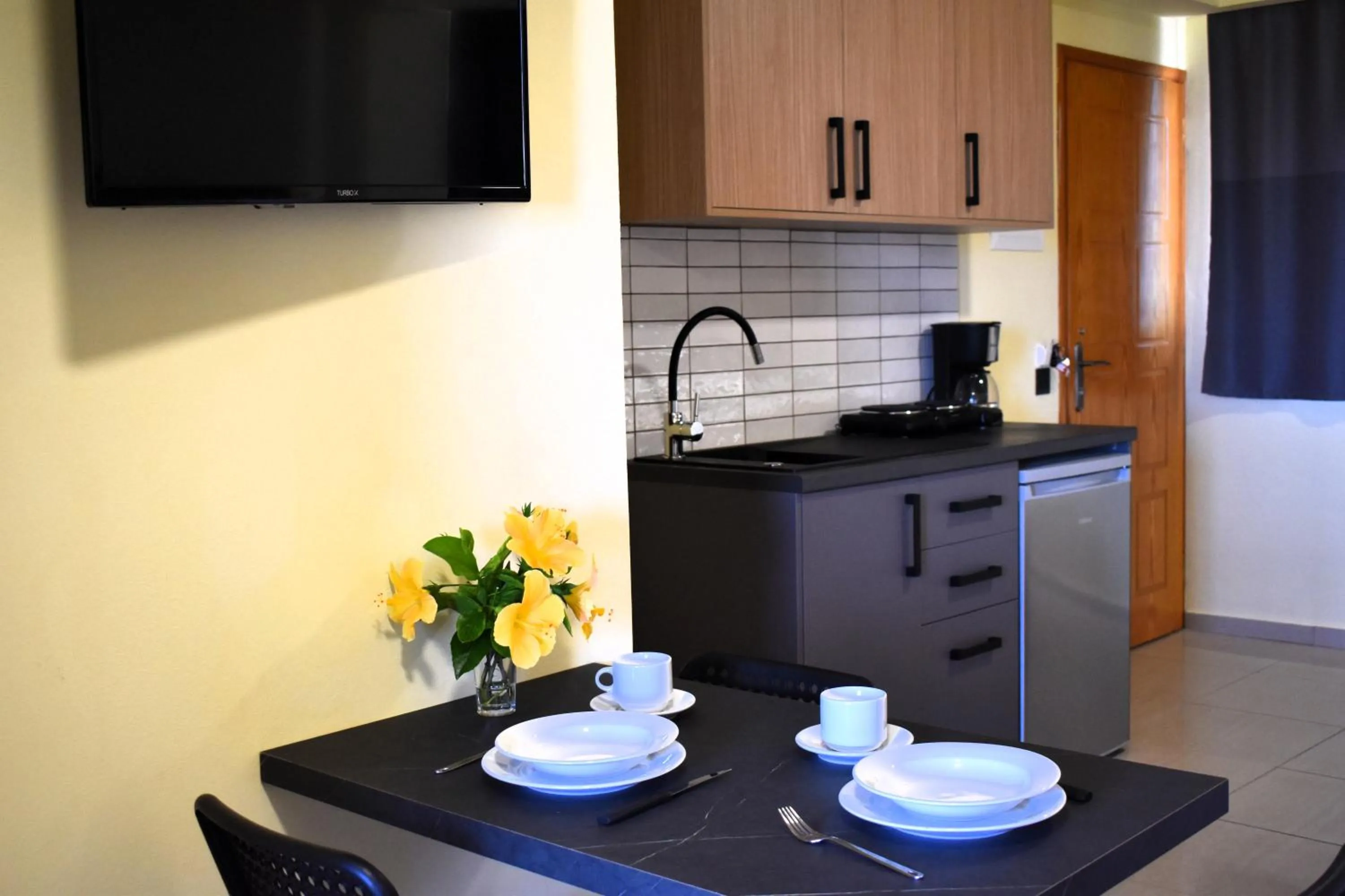 TV and multimedia in Eden Beach Hotel