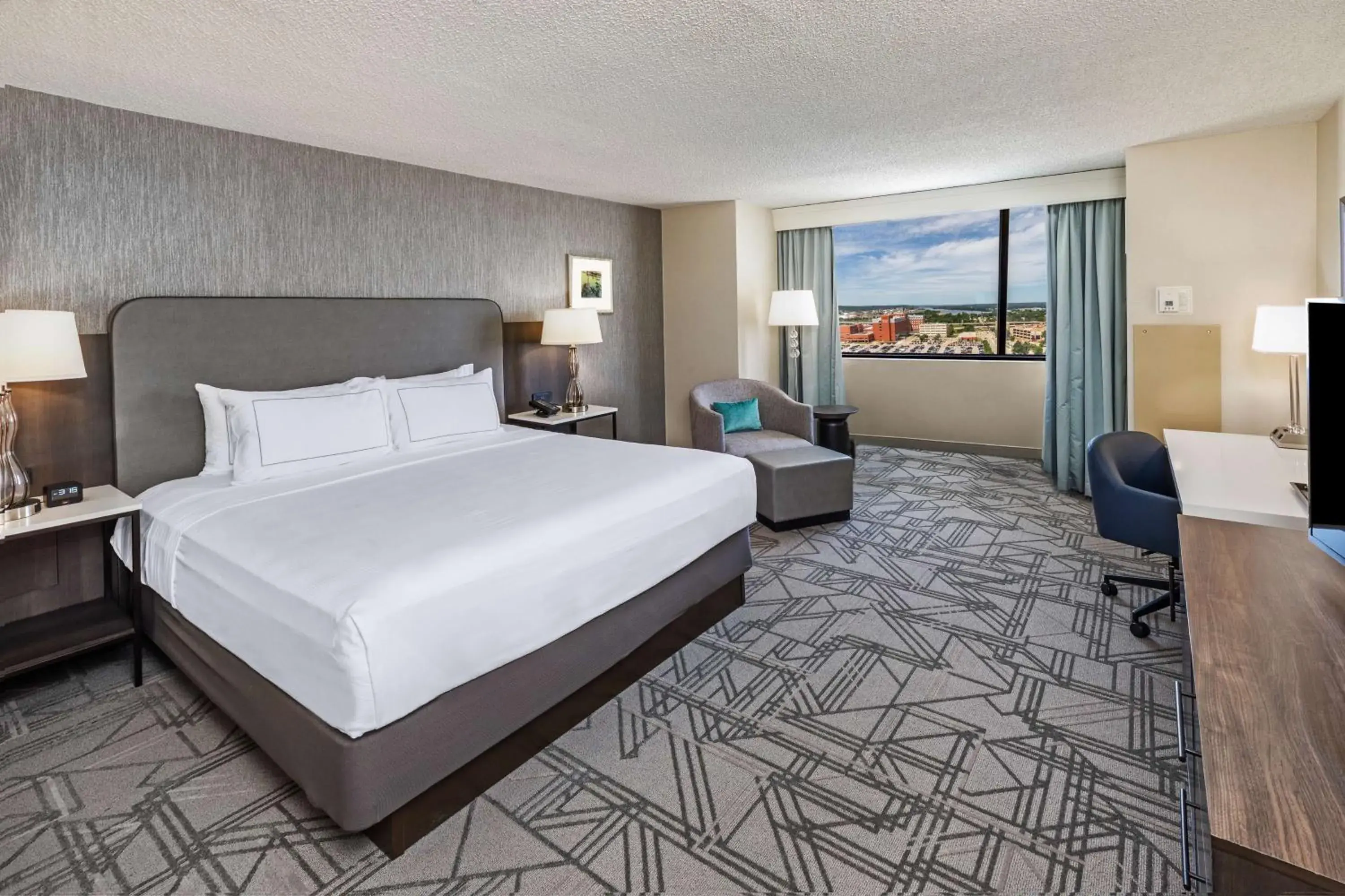 King Room with River View - High Floor in DoubleTree by Hilton Tulsa Downtown King Room with River View - High Floor in DoubleTree by Hilton Tulsa Downtown