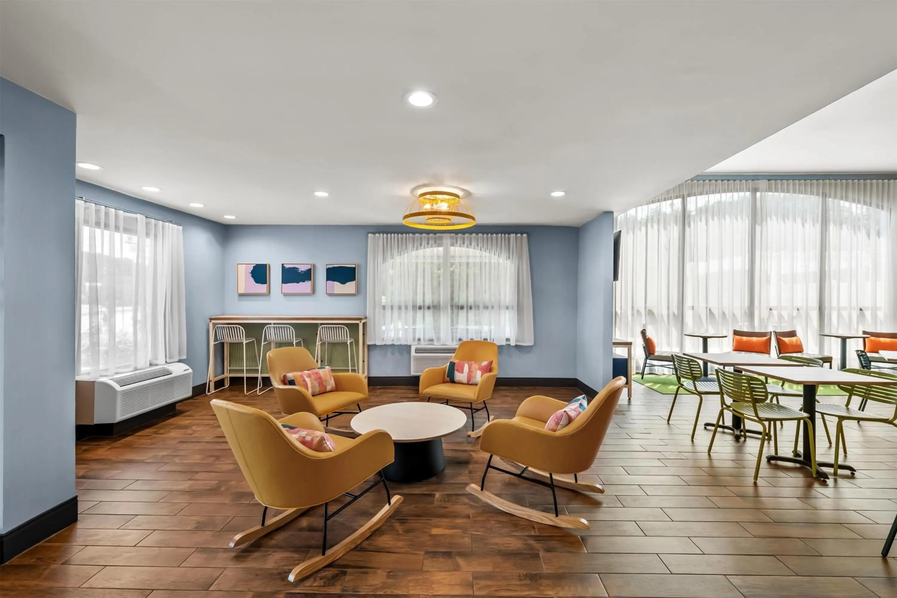 Lobby or reception in Spark by Hilton Spring Lake Fayetteville