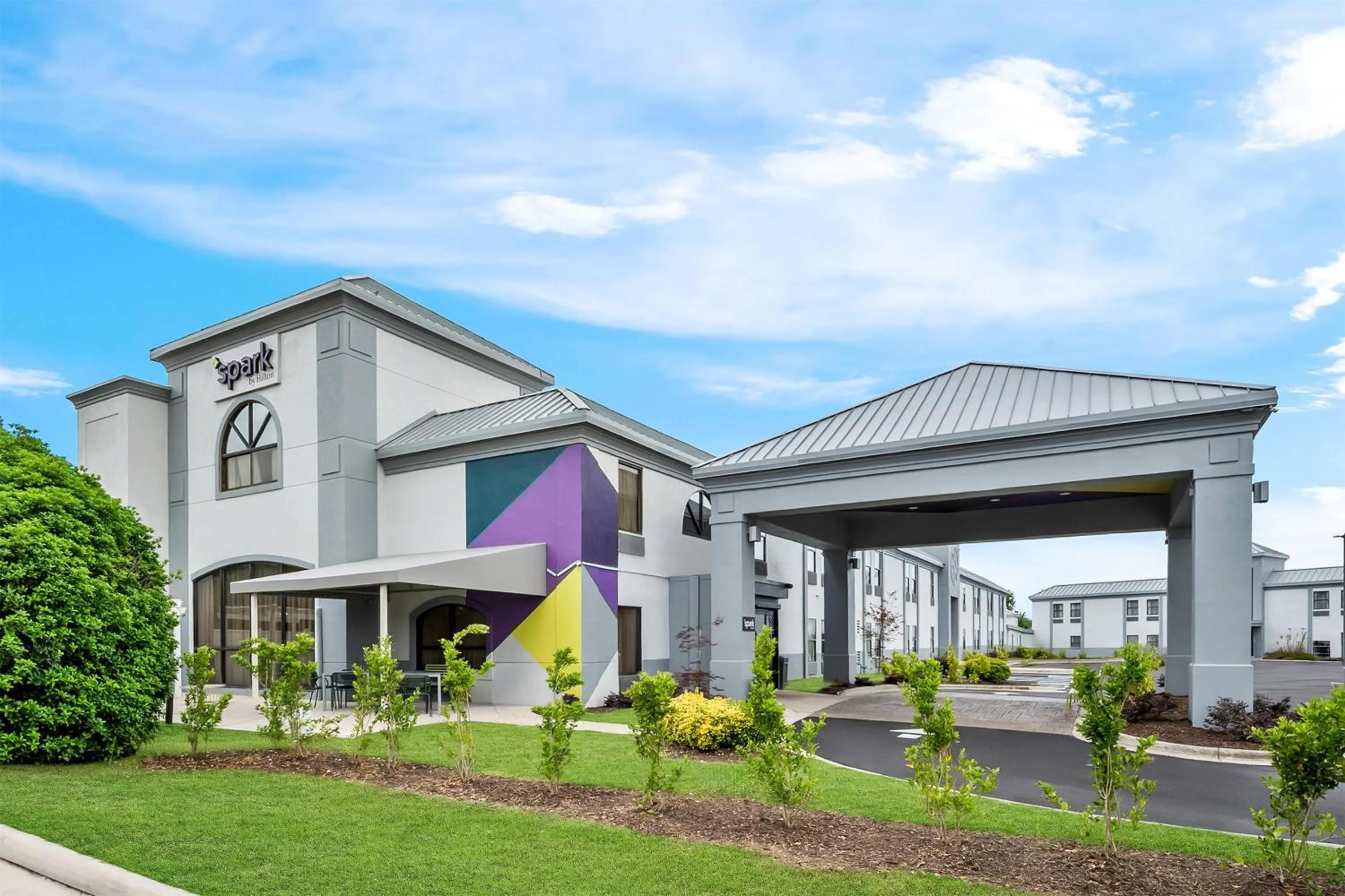 Property building in Spark by Hilton Spring Lake Fayetteville