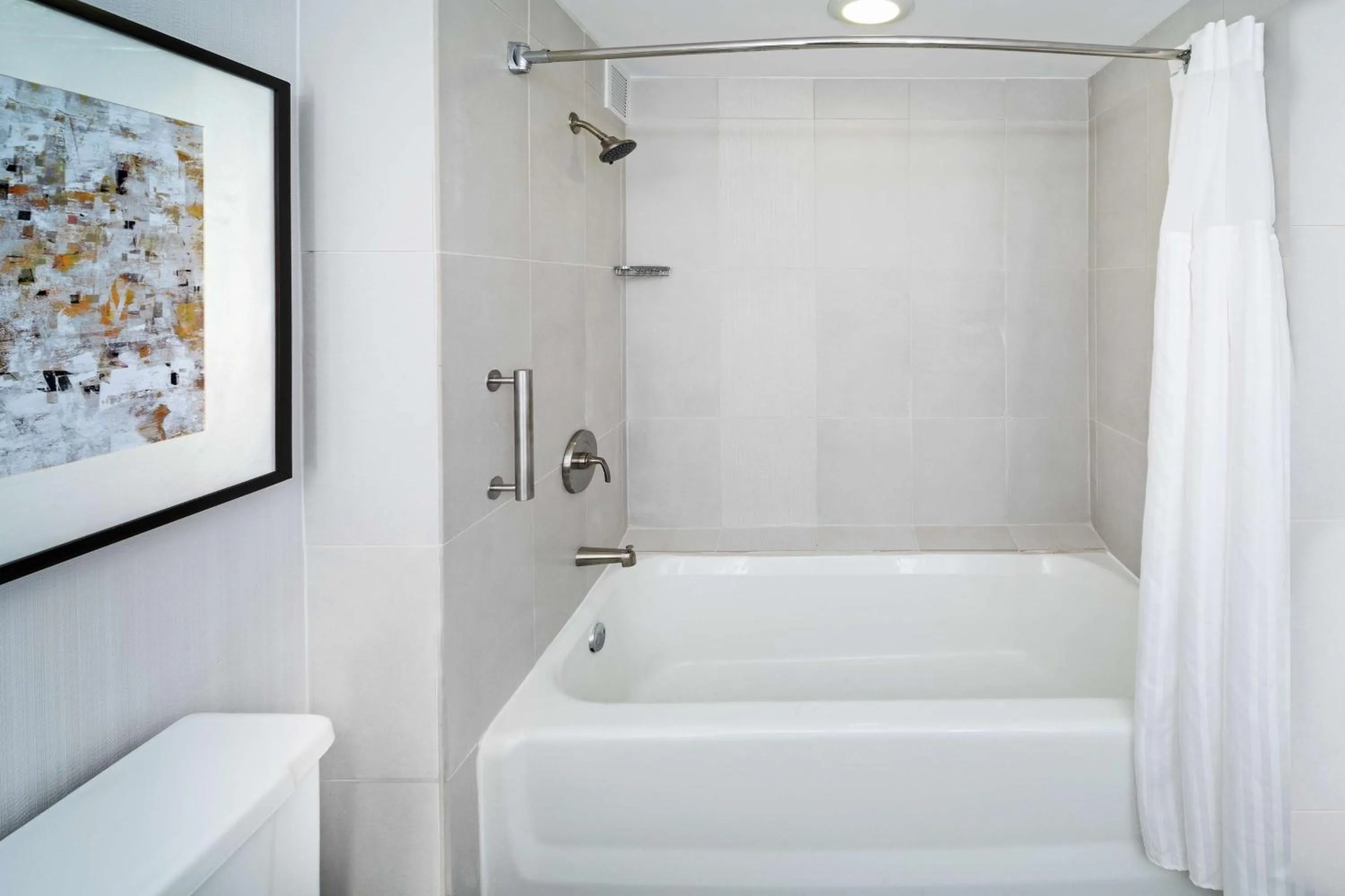 Bathroom in DoubleTree by Hilton Tulsa - Warren Place