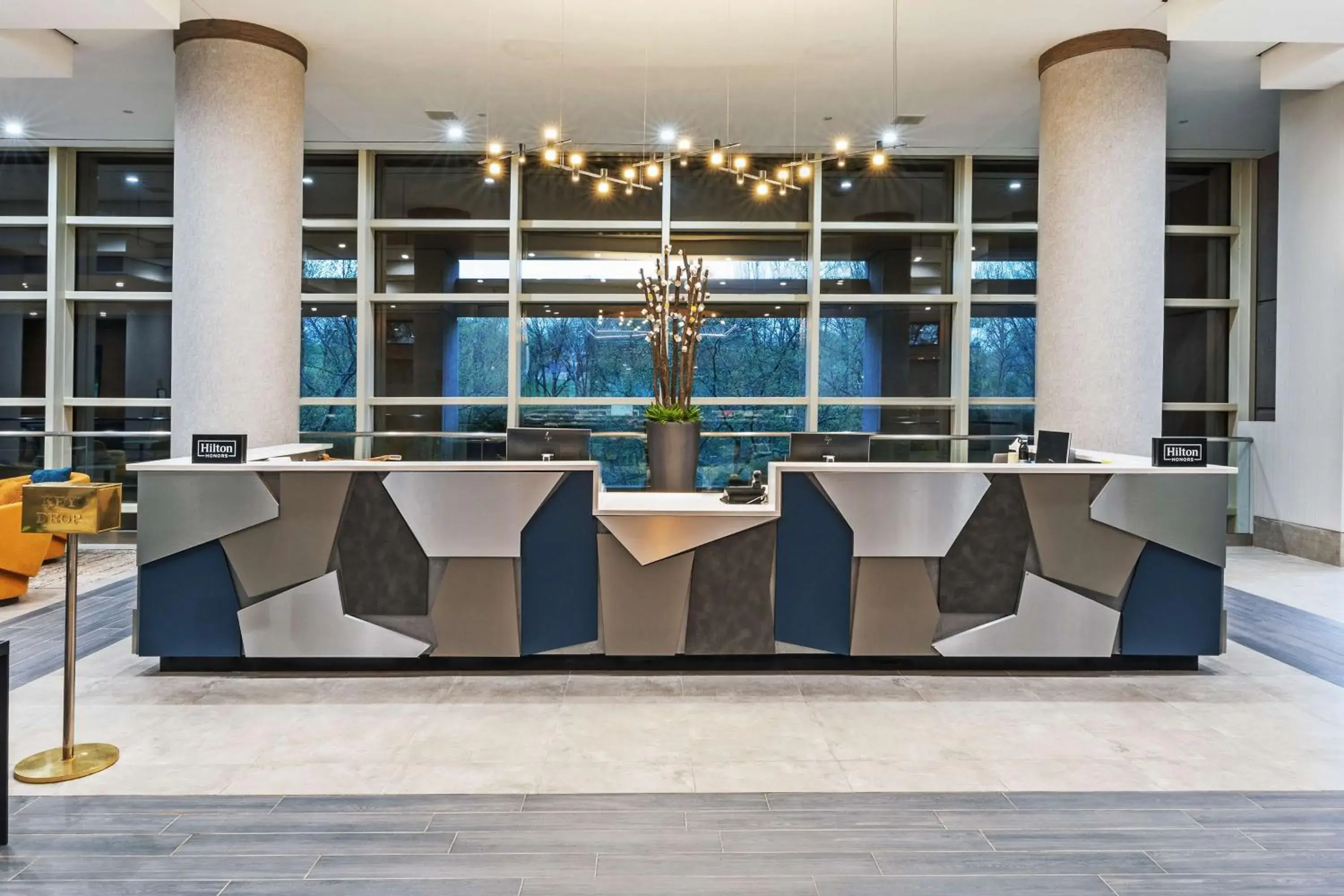 Lobby or reception in DoubleTree by Hilton Tulsa - Warren Place Lobby or reception in DoubleTree by Hilton Tulsa - Warren Place