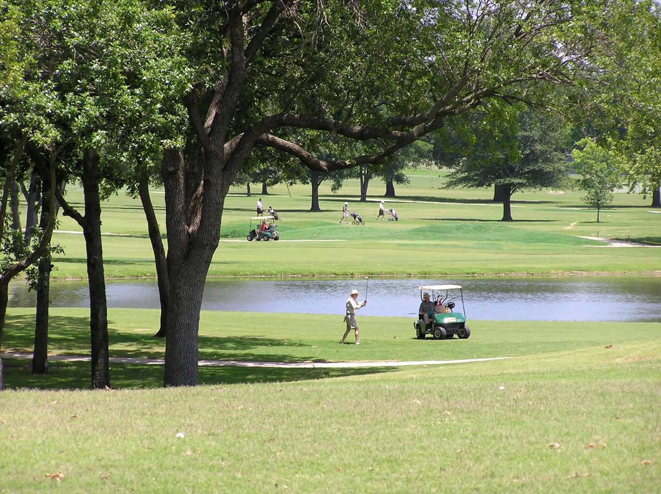 Sports in DoubleTree by Hilton Tulsa - Warren Place