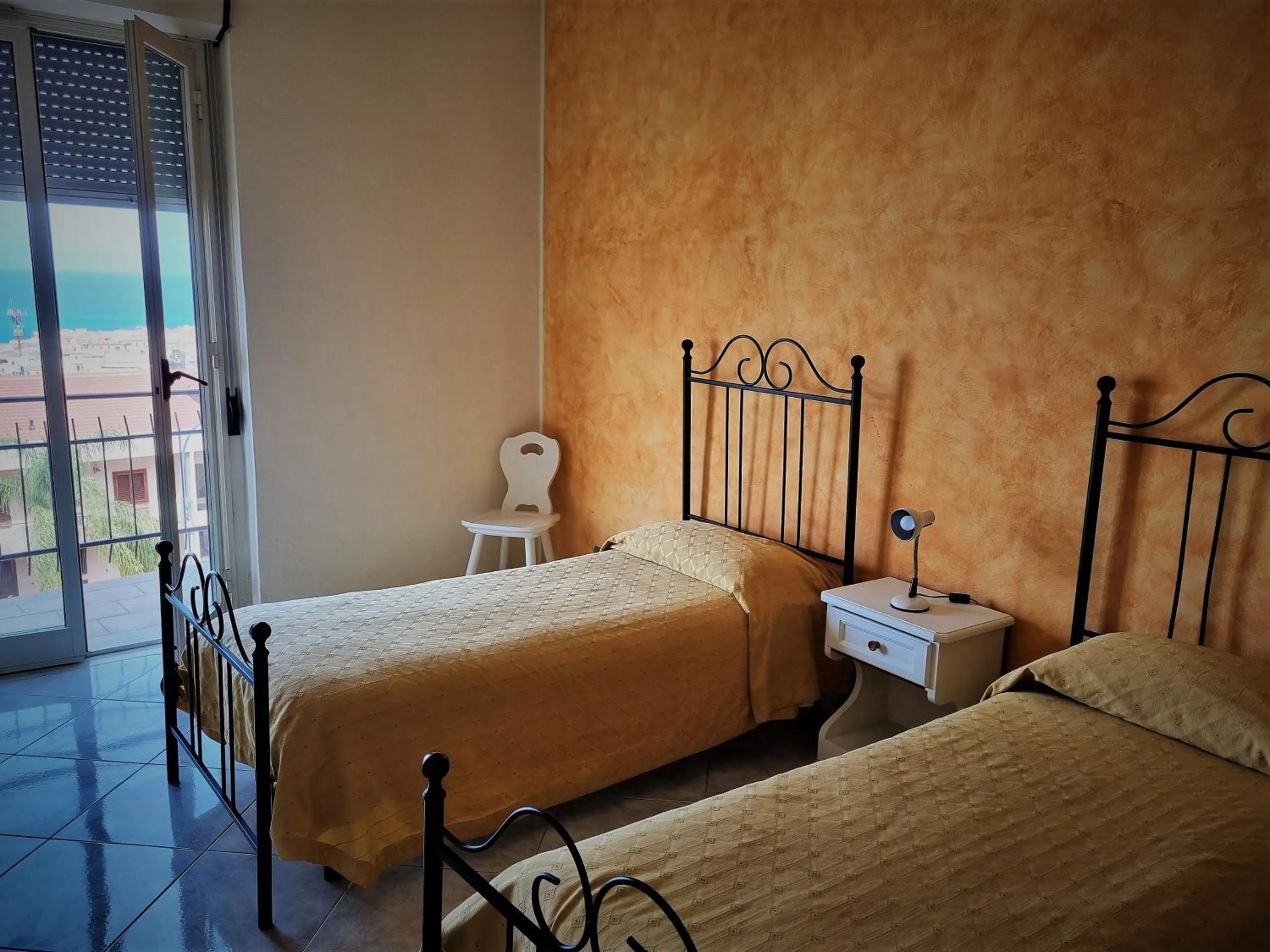 Photo of the whole room in Delle Rose