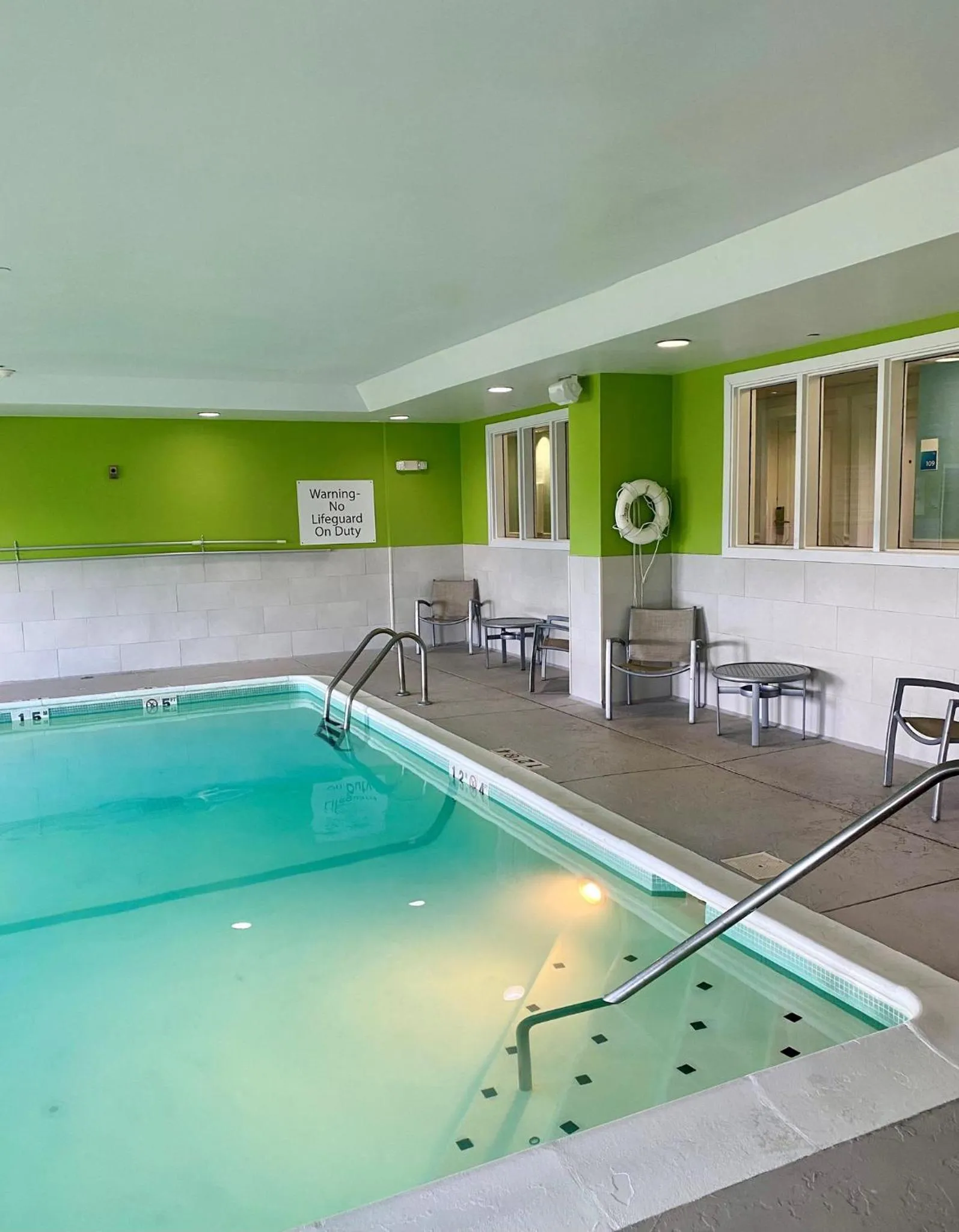 Swimming pool in Holiday Inn Express Indianapolis - Fishers by IHG