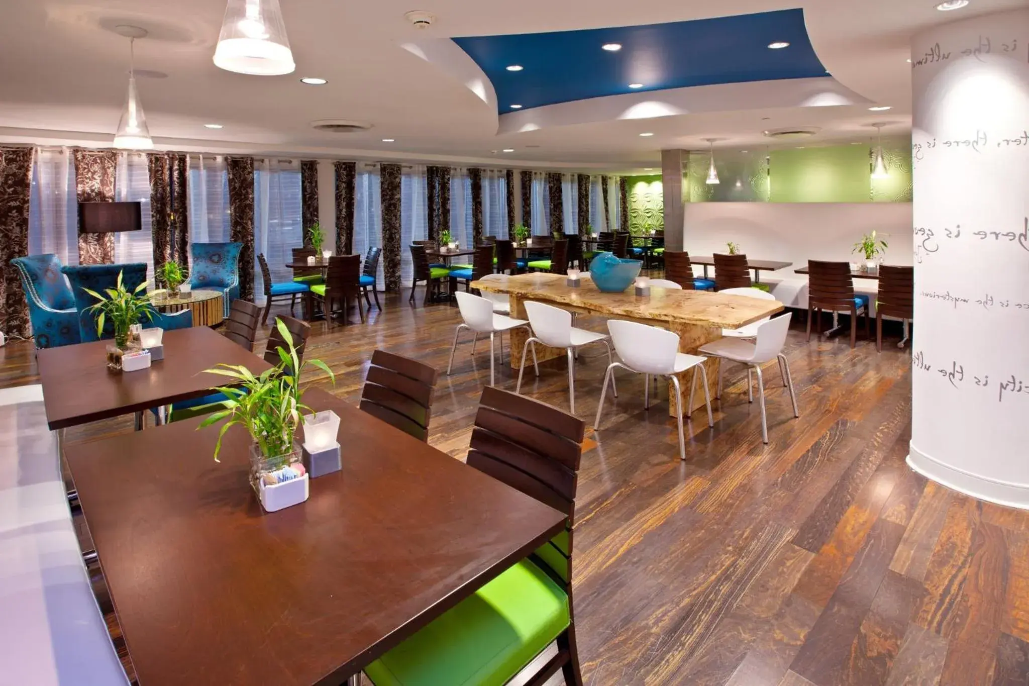 Property building in Holiday Inn Express Indianapolis - Fishers by IHG Property building in Holiday Inn Express Indianapolis - Fishers by IHG