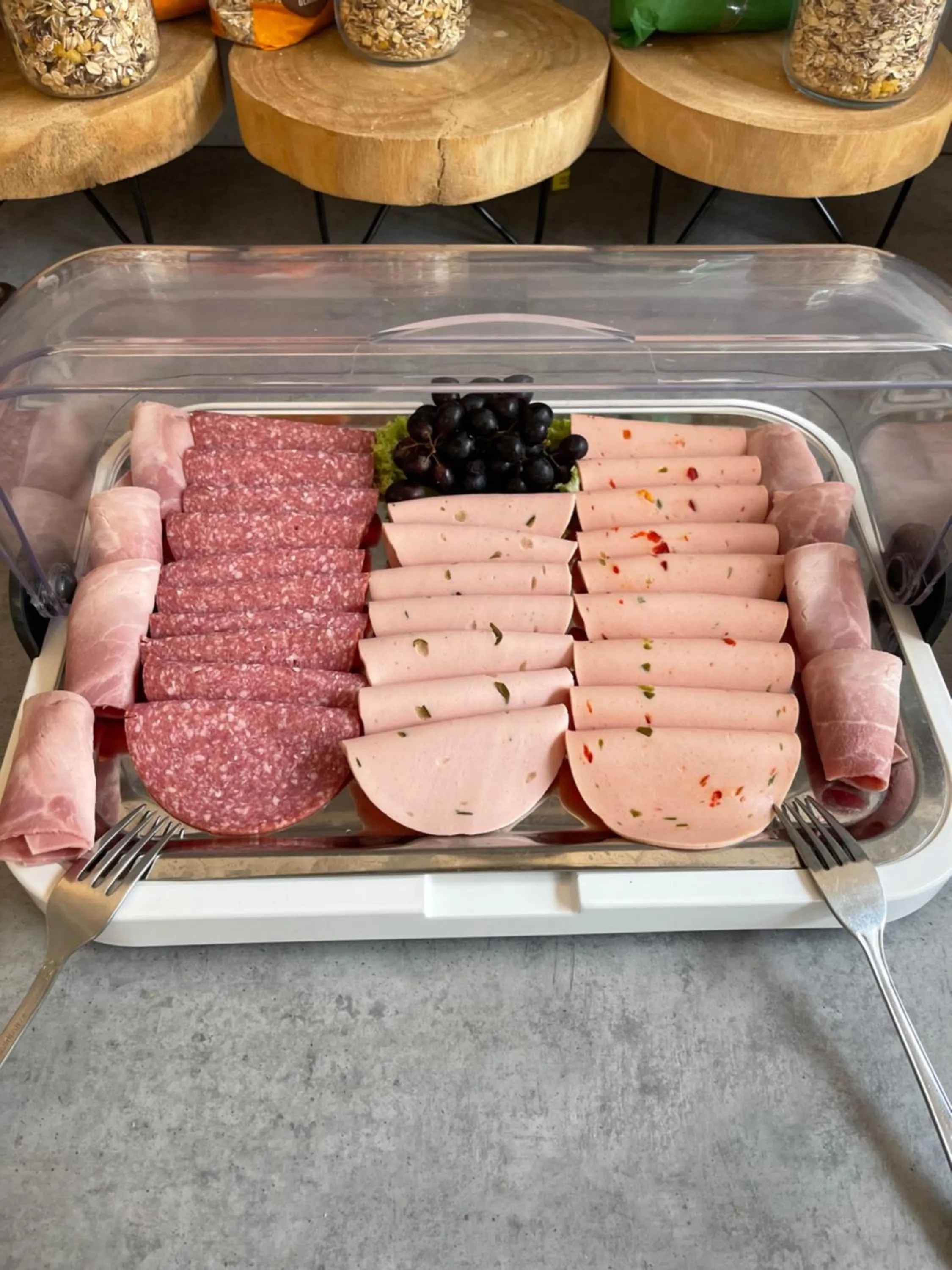 Buffet breakfast in Central Hotel Duisburg