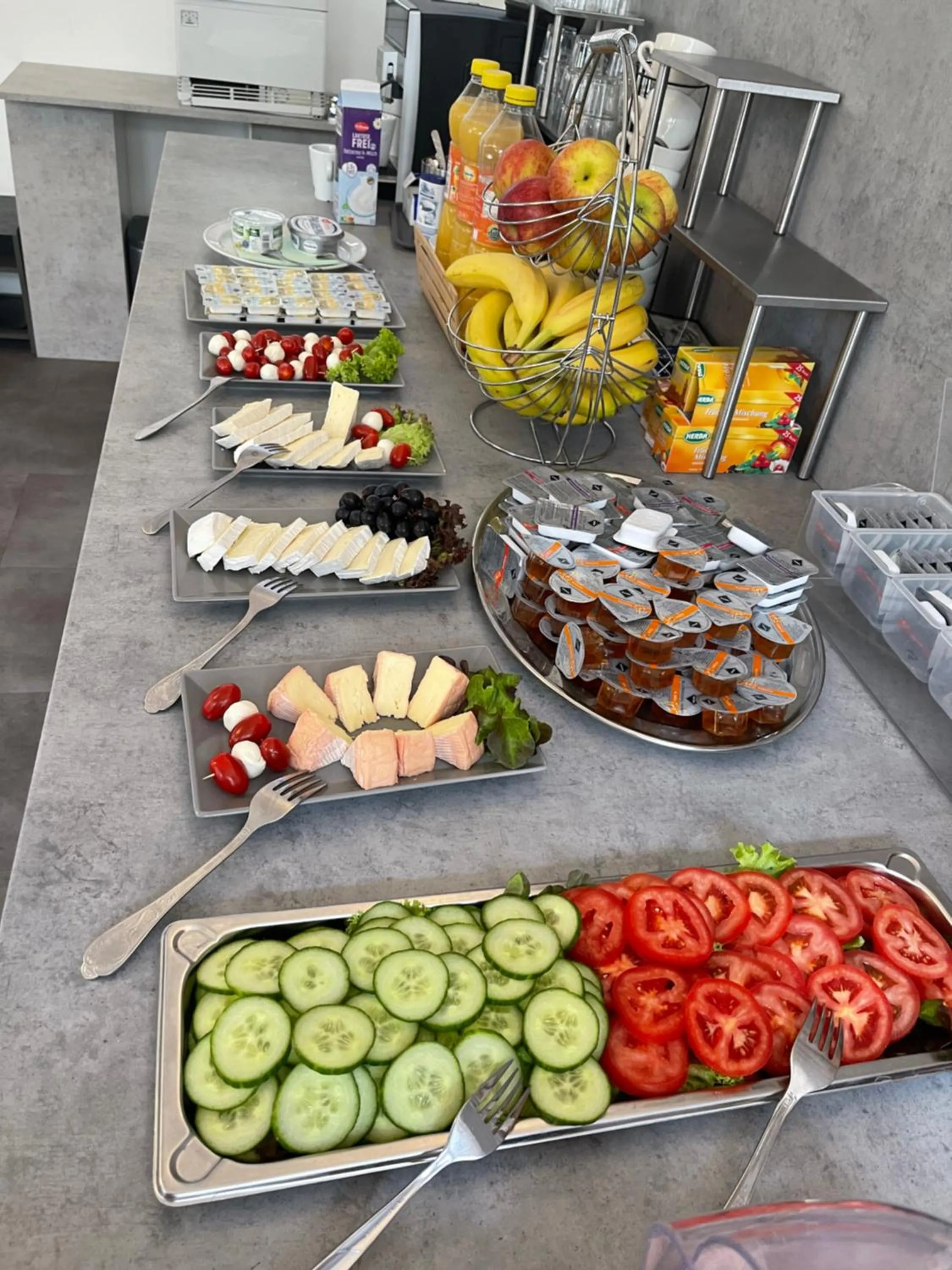 Buffet breakfast in Central Hotel Duisburg