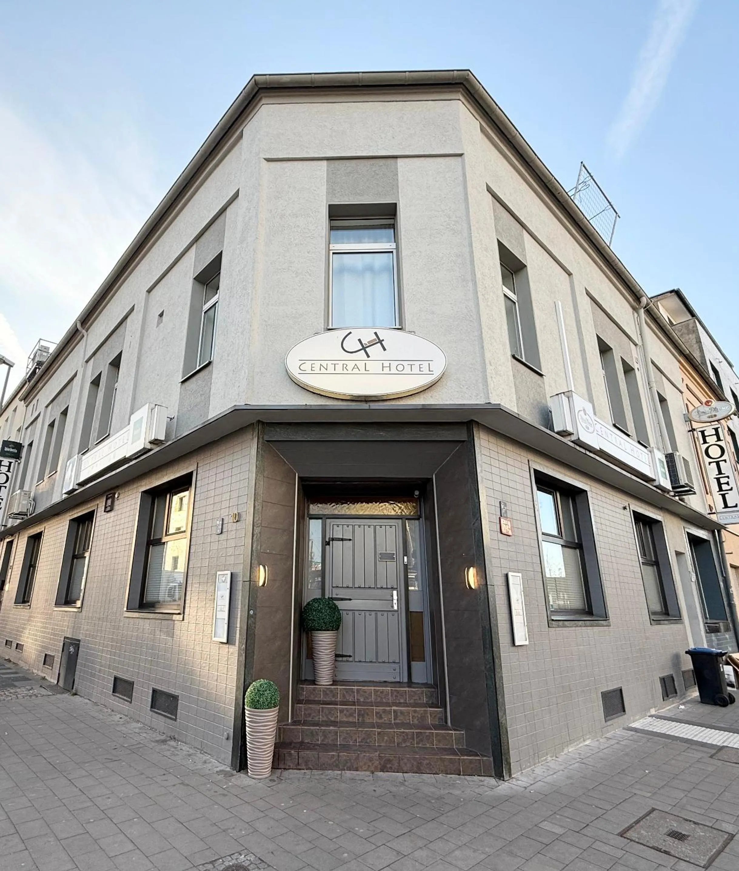 Property building in Central Hotel Duisburg