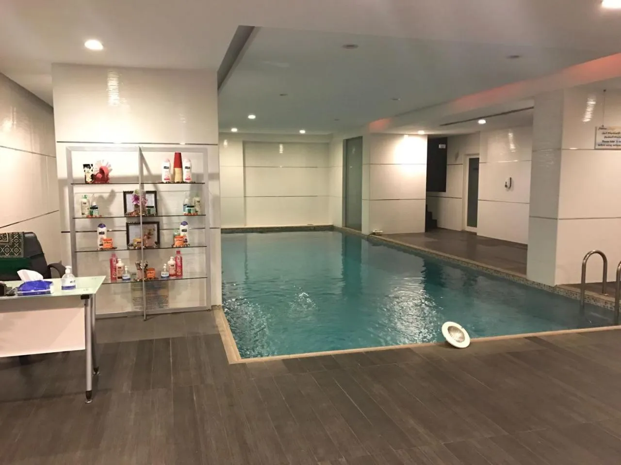 Swimming pool in Manazel Al Diafah Serviced Apartments Olaya