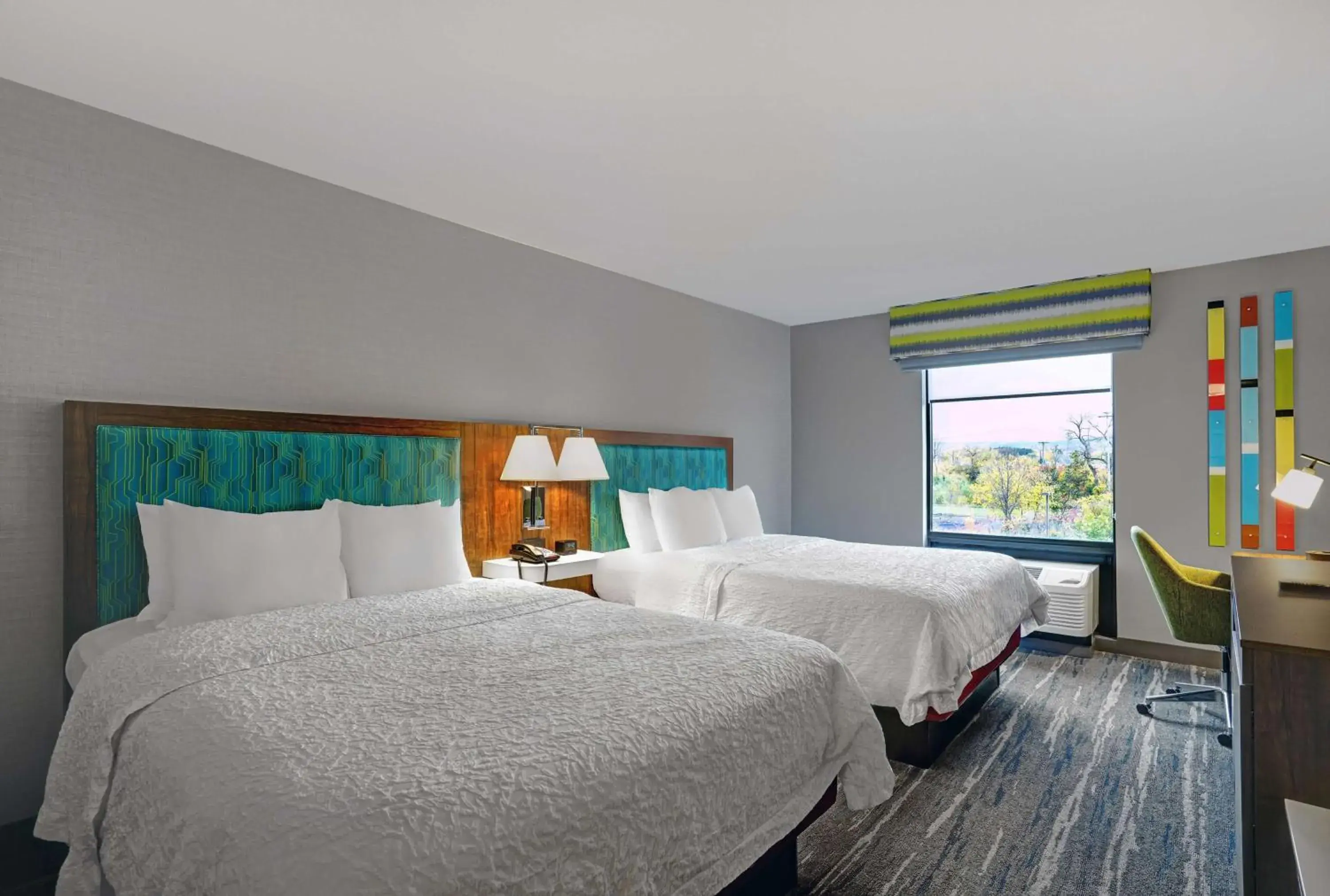 Bed in Hampton Inn Utica Bed in Hampton Inn Utica