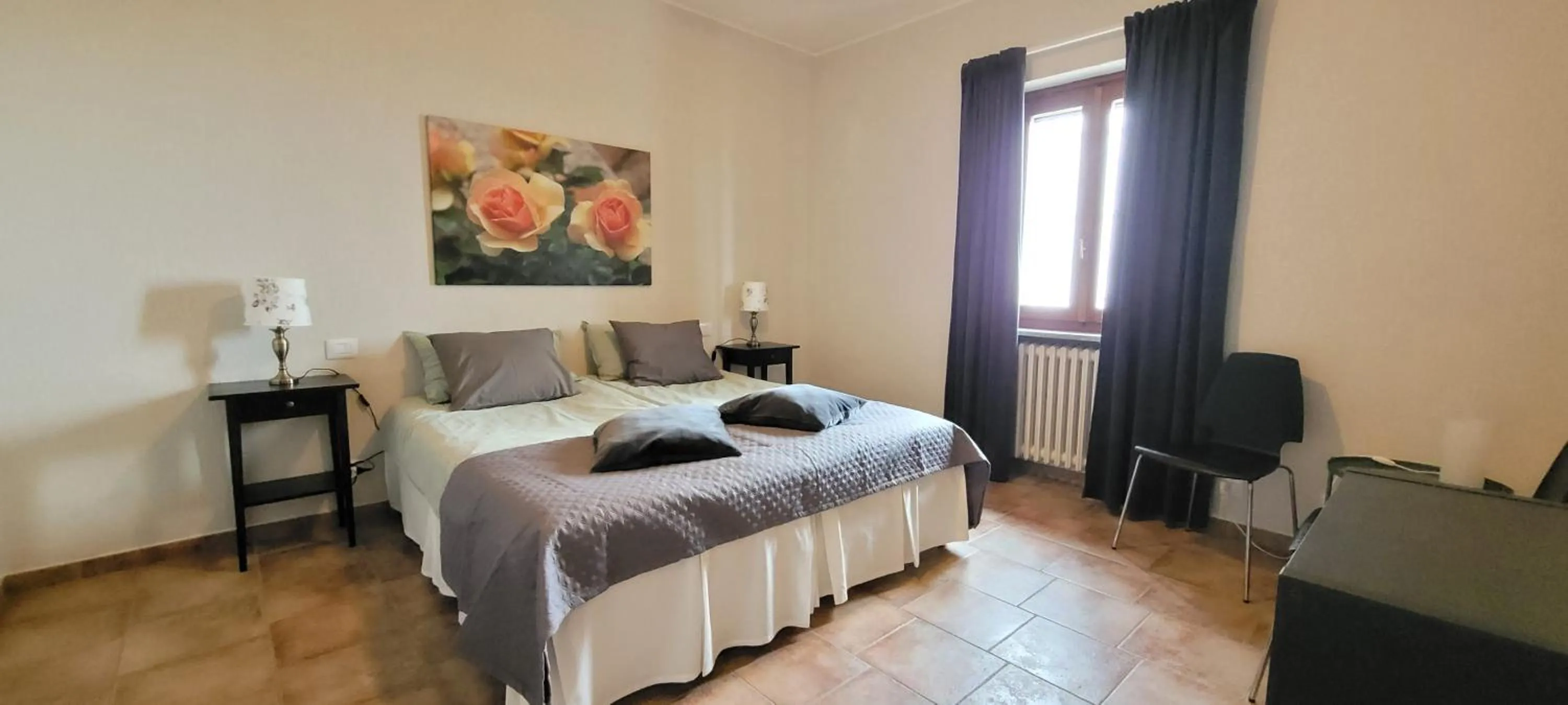 Photo of the whole room, Bed in Villa Bella Piemonte