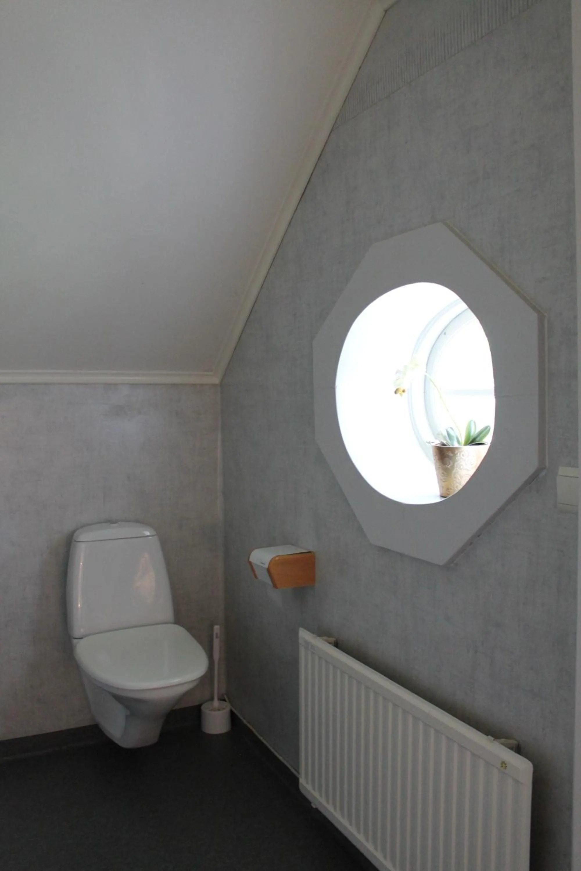 Toilet in Wanbo Herrgård