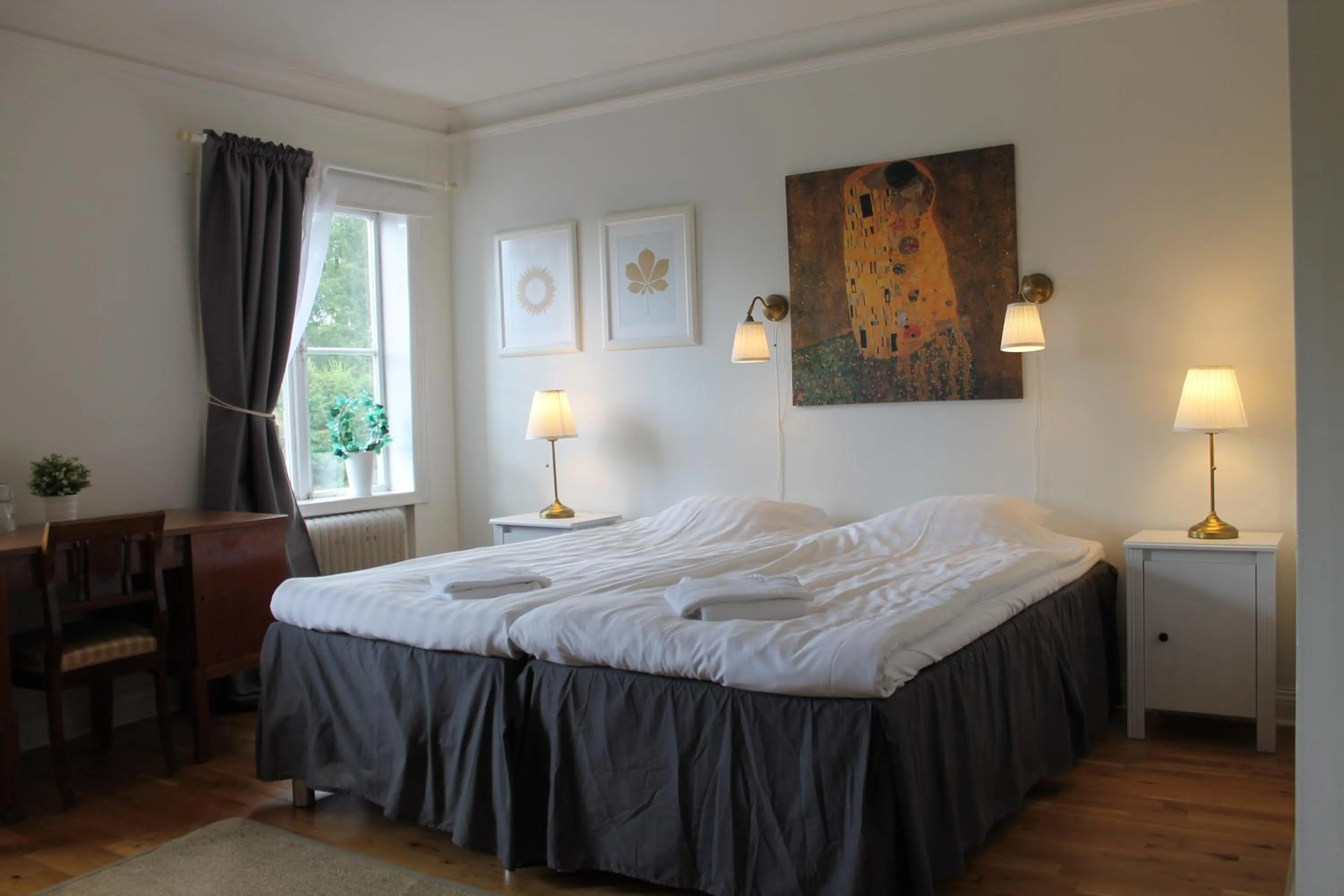 Bed in Wanbo Herrgård